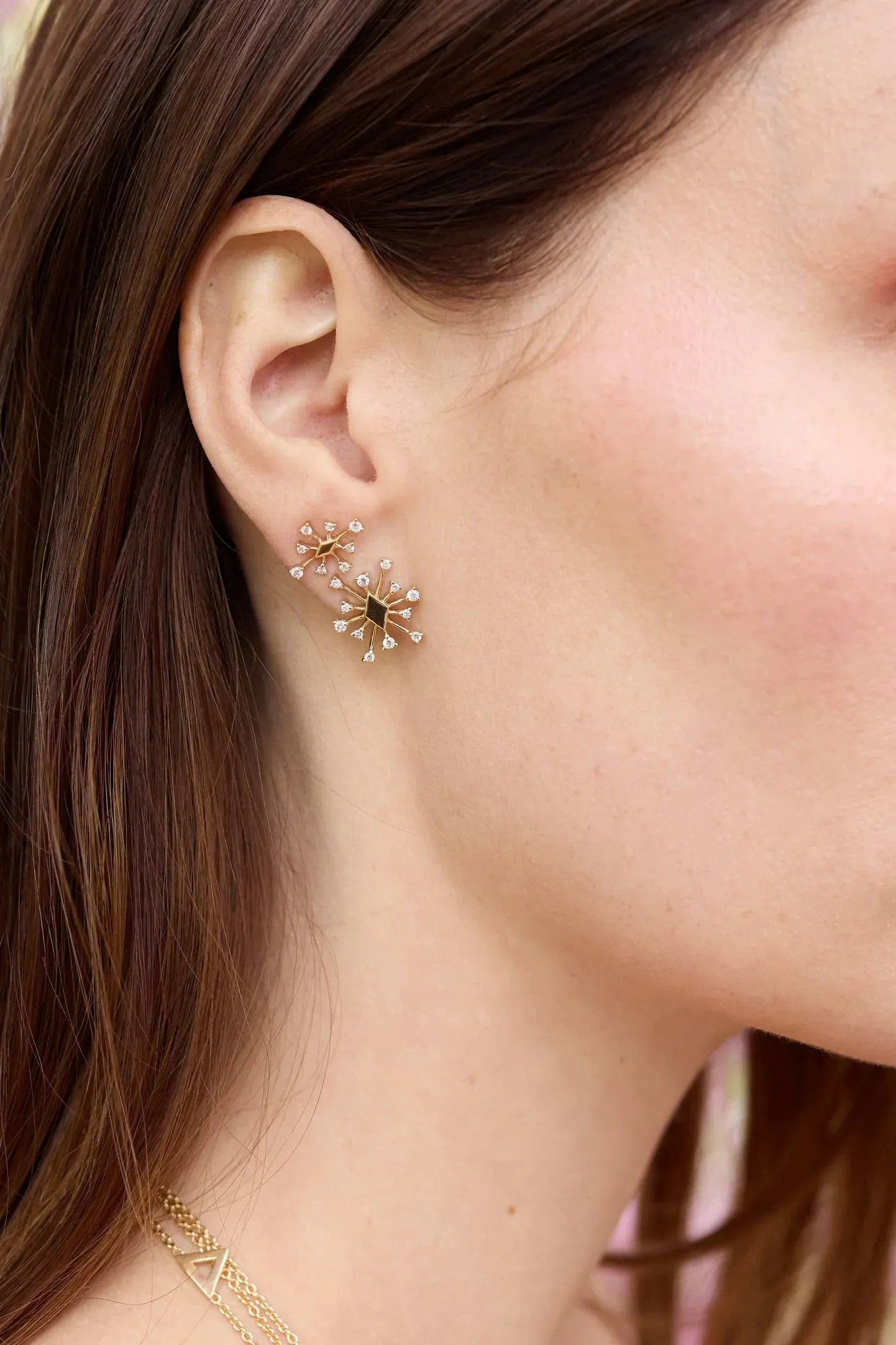 14KY Sparkle Studs