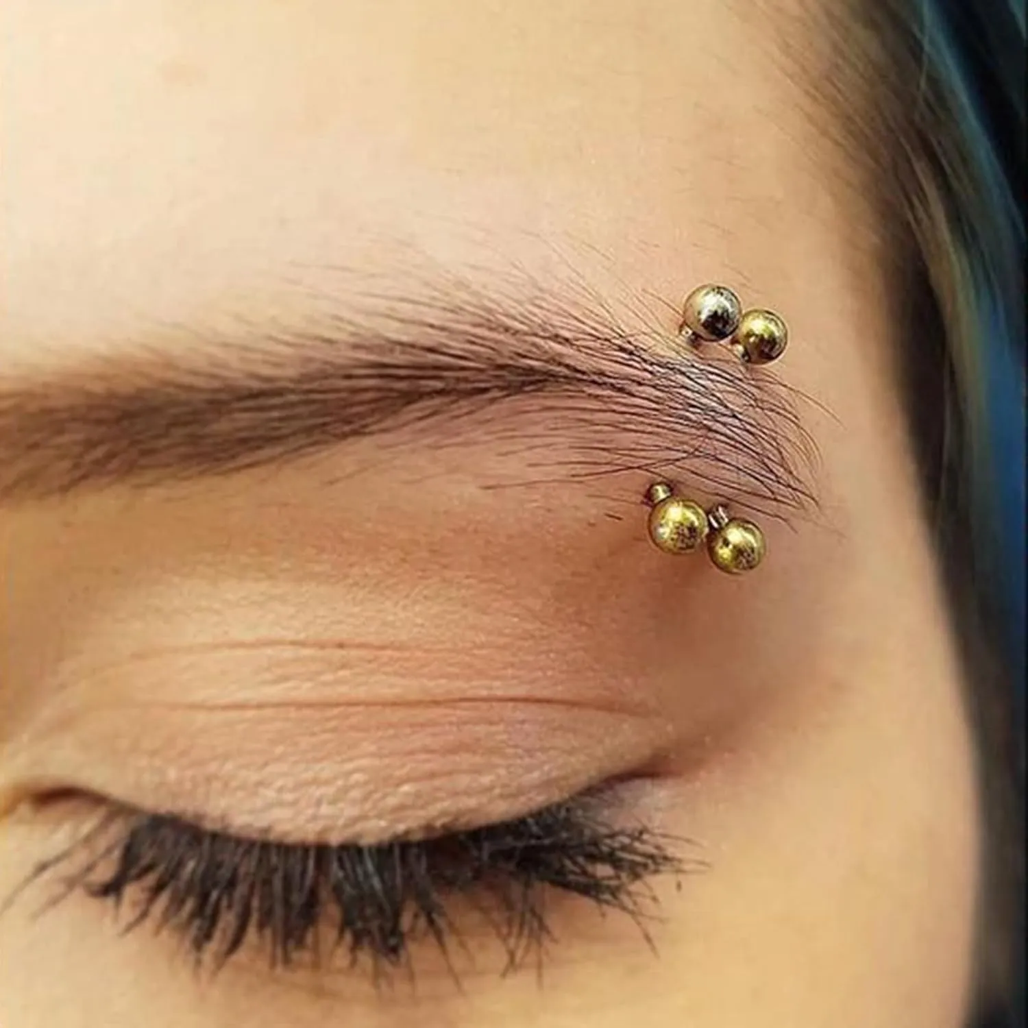 2 Pcs 14k Gold Filled Eyebrow Rings, 16G Threaded Rook Piercing Jewelry, Surgical Steel Vertical Lip Labret Belly Tongue Ring Daith Earring Curved Barbells