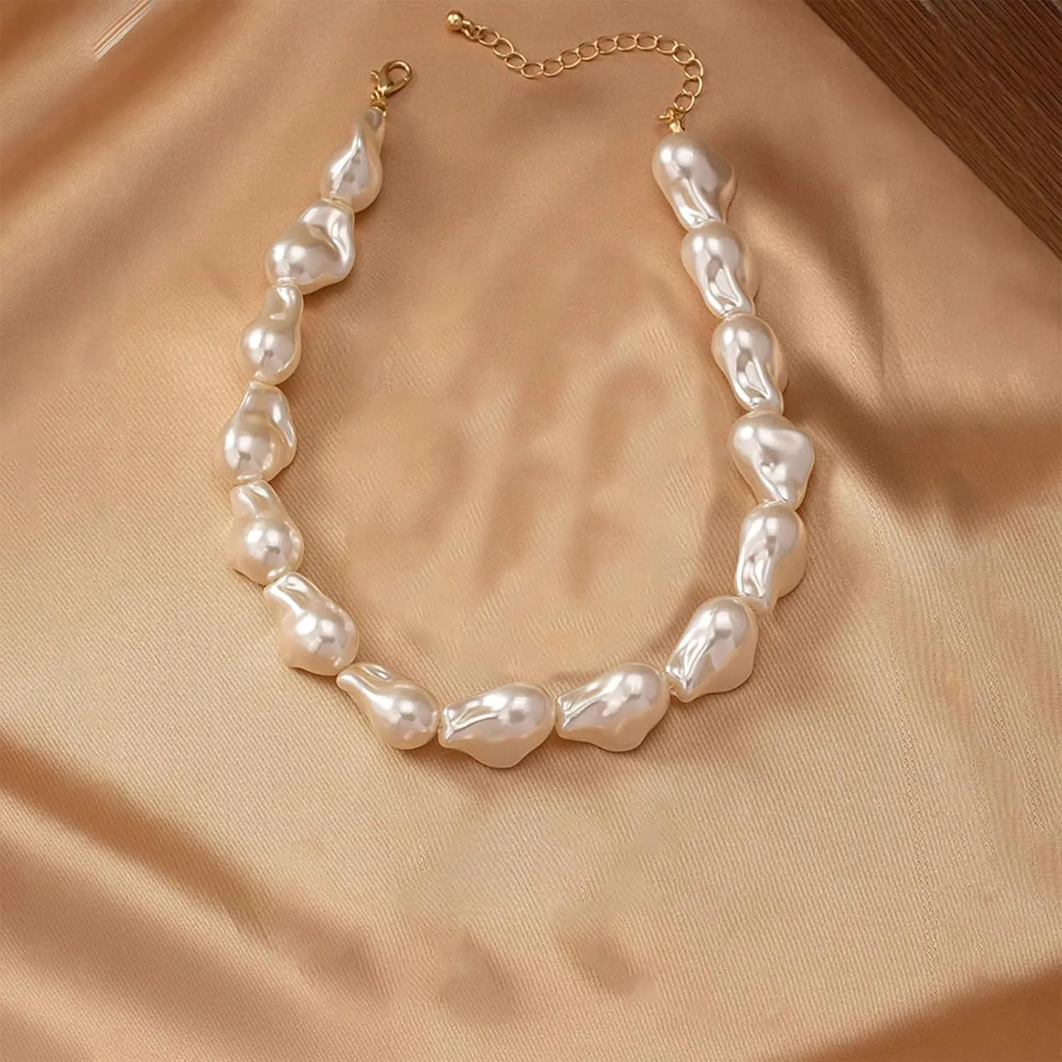Baroque Pearl Choker & Chunky Necklaces - White Pearl Shell Jewelry for Women