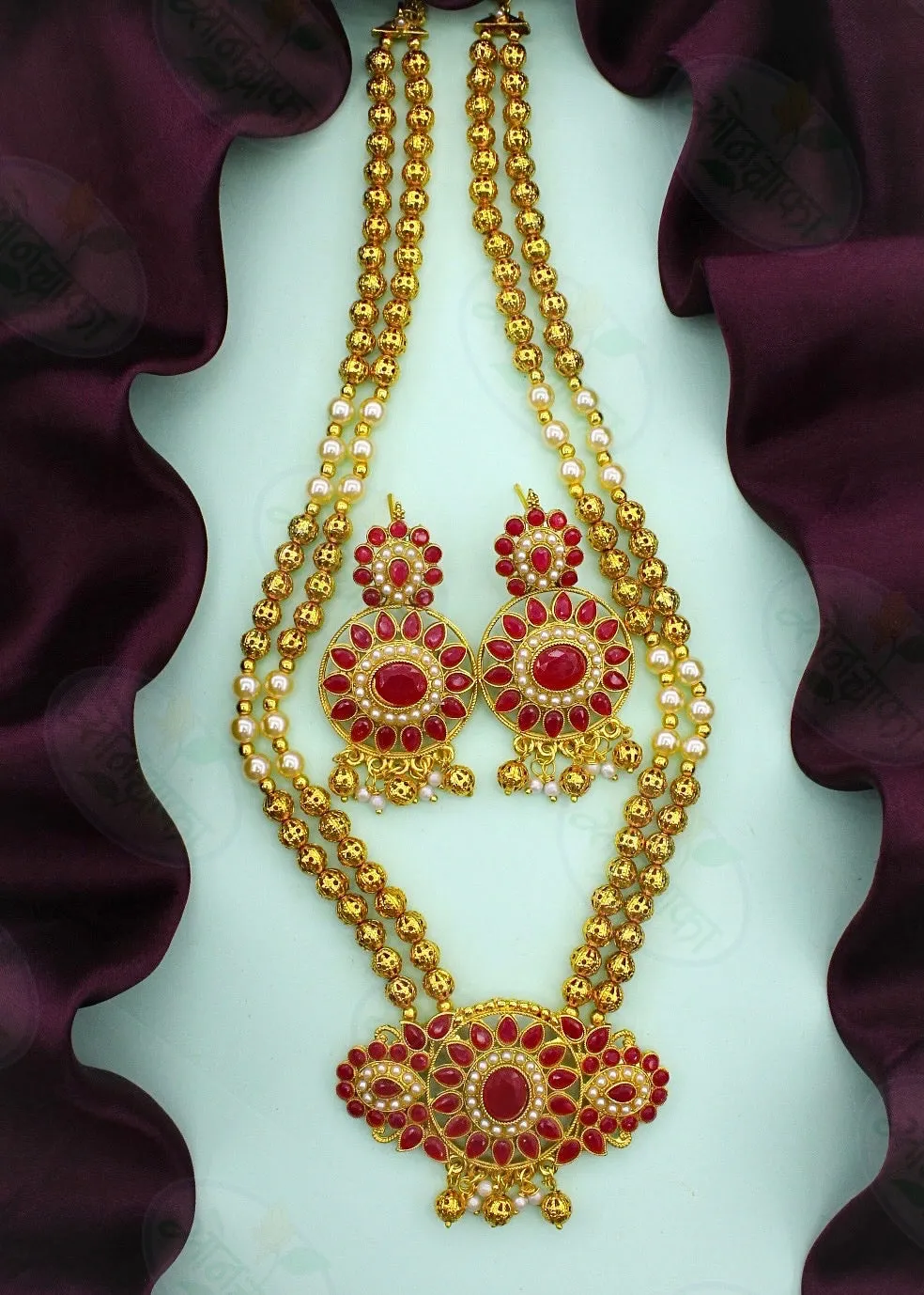 BEAUTIFUL ARTISTIC NECKLACE