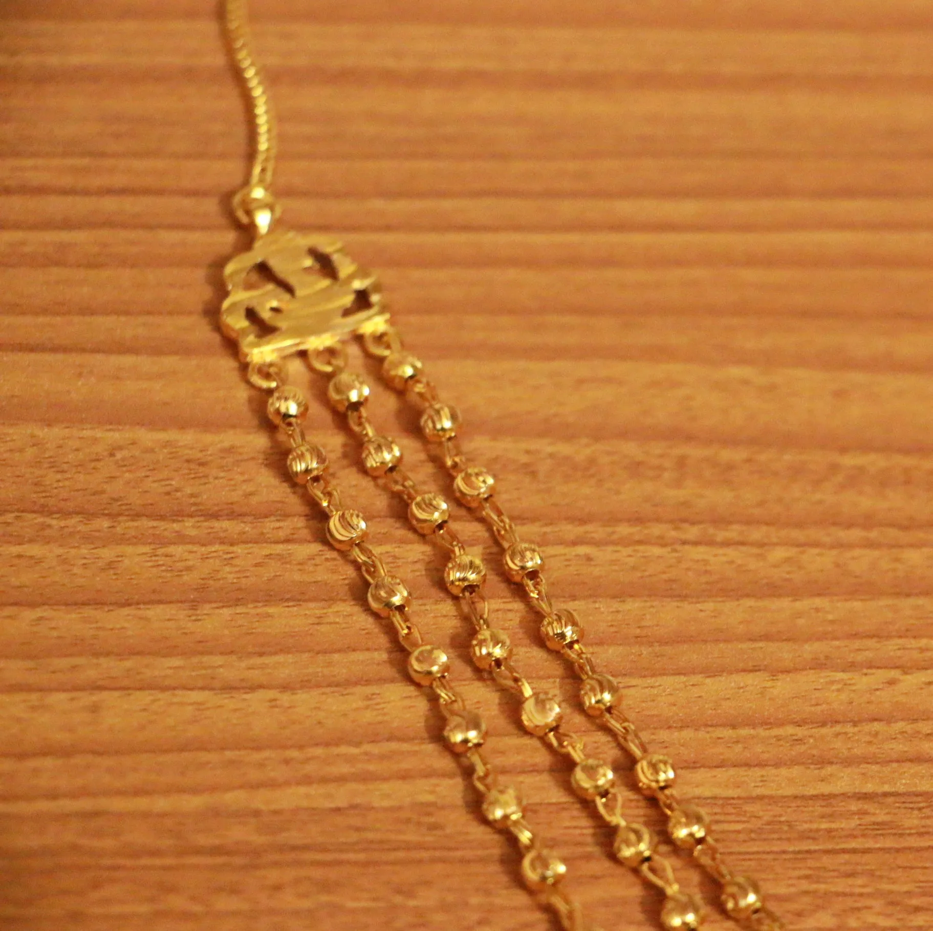 Black Crystal & Gold bead Necklace