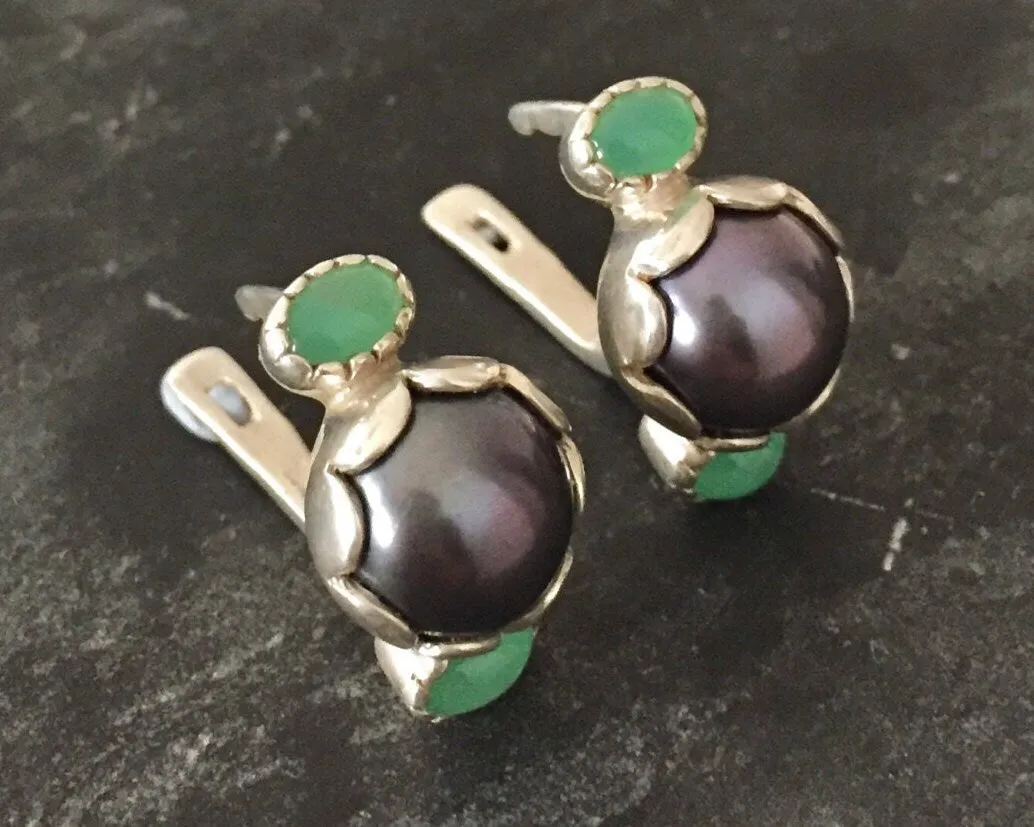 Black Pearl Earrings - Chrysoprase Earrings - Vintage Drop Earrings