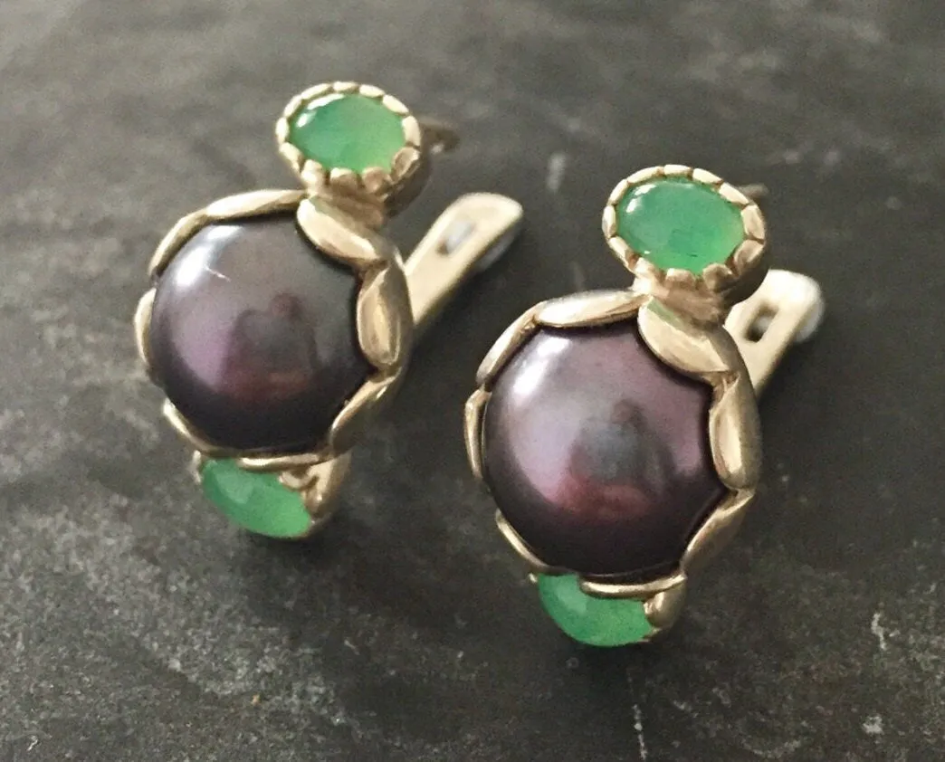 Black Pearl Earrings - Chrysoprase Earrings - Vintage Drop Earrings