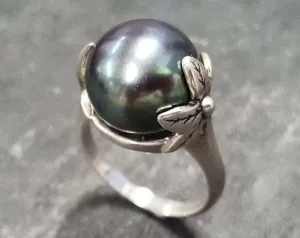 Black Pearl Ring - Natural Pearl Ring - Vintage Leaf Ring