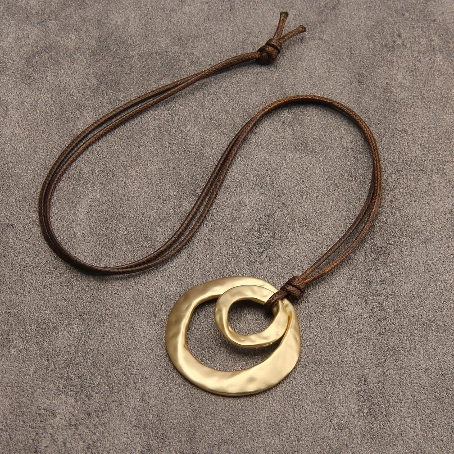 Boho Necklaces for Women Chunky Circle Necklace Layered Boho Circle Leather Choker Necklace Long Vintage Necklaces Bohemian Jewlery Gifts