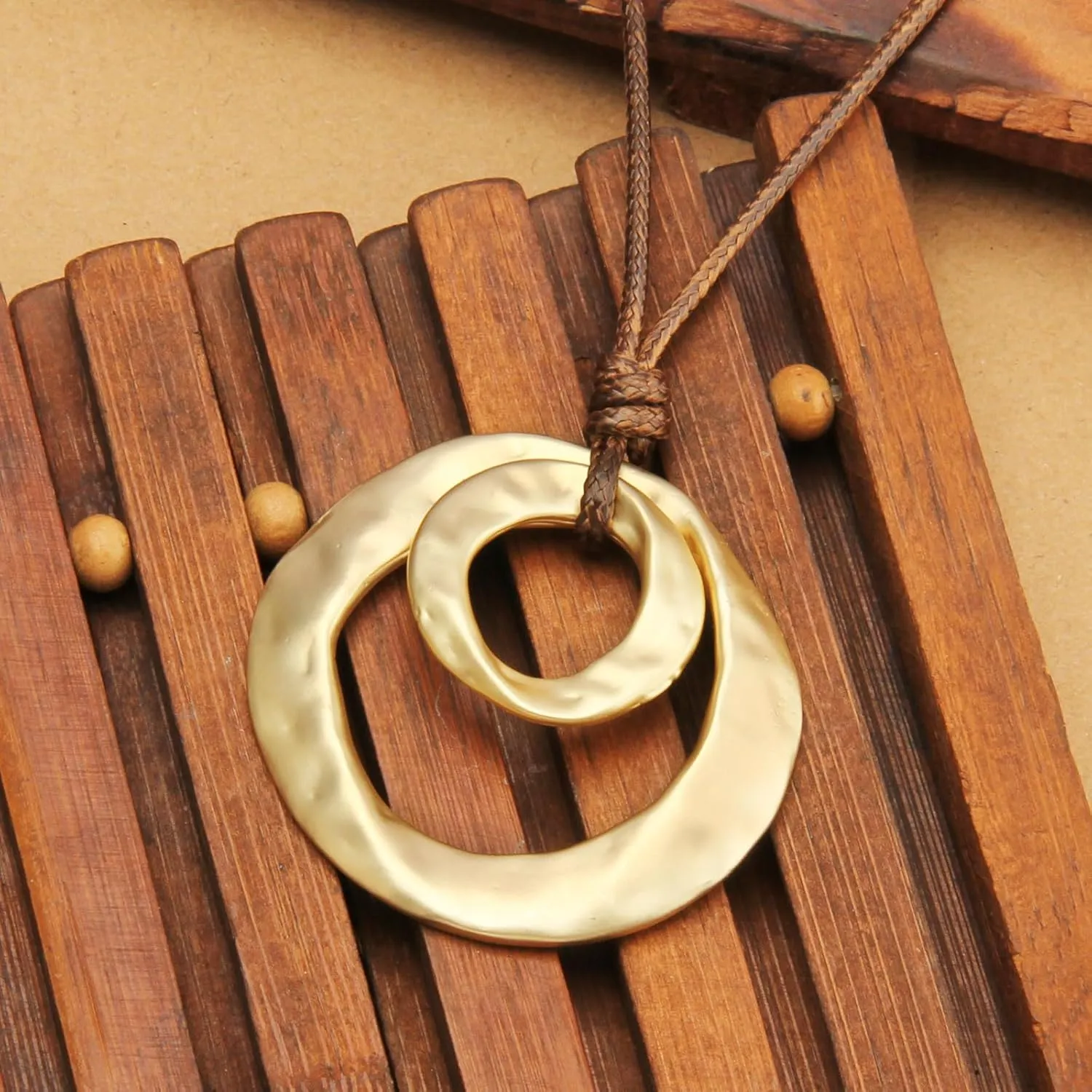 Boho Necklaces for Women Chunky Circle Necklace Layered Boho Circle Leather Choker Necklace Long Vintage Necklaces Bohemian Jewlery Gifts