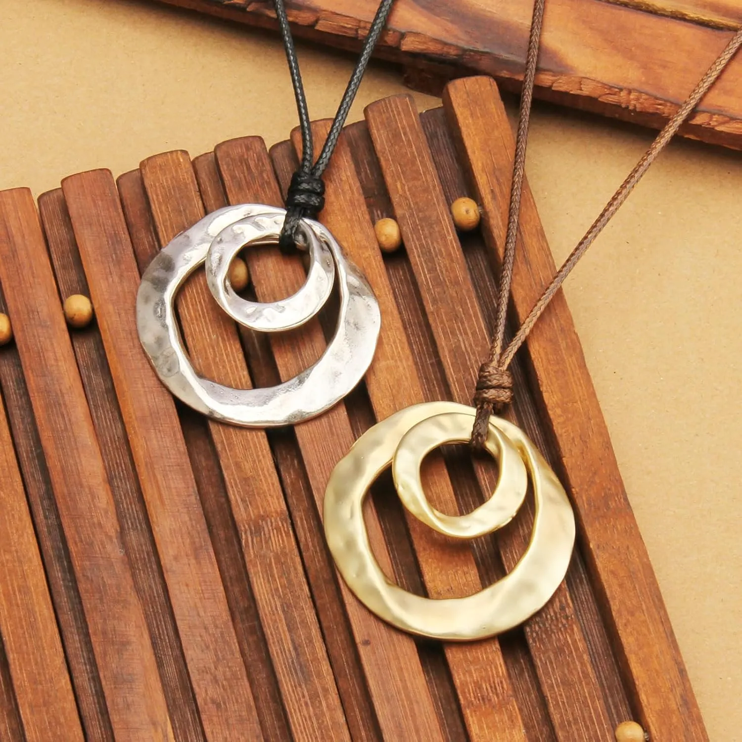 Boho Necklaces for Women Chunky Circle Necklace Layered Boho Circle Leather Choker Necklace Long Vintage Necklaces Bohemian Jewlery Gifts