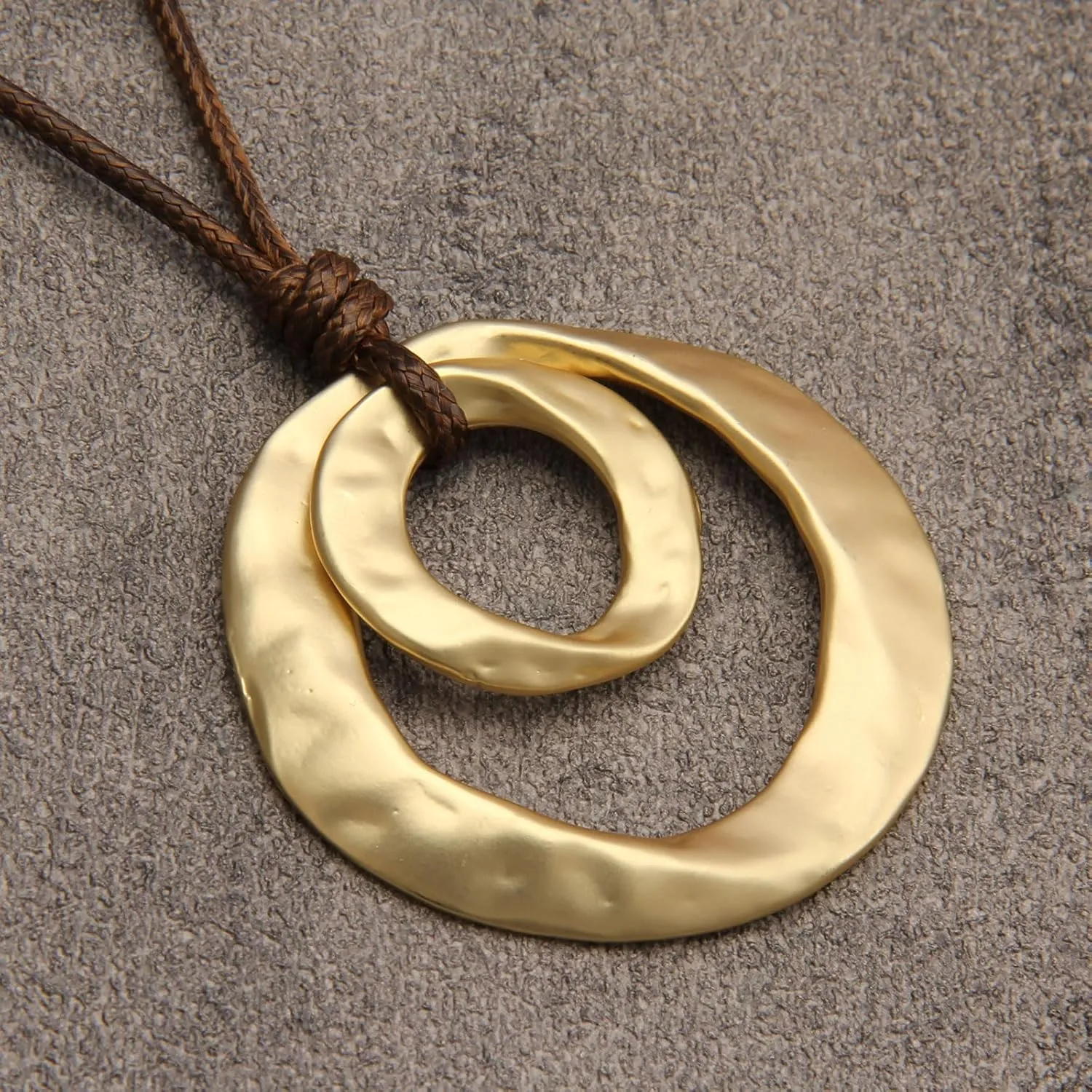 Boho Necklaces for Women Chunky Circle Necklace Layered Boho Circle Leather Choker Necklace Long Vintage Necklaces Bohemian Jewlery Gifts