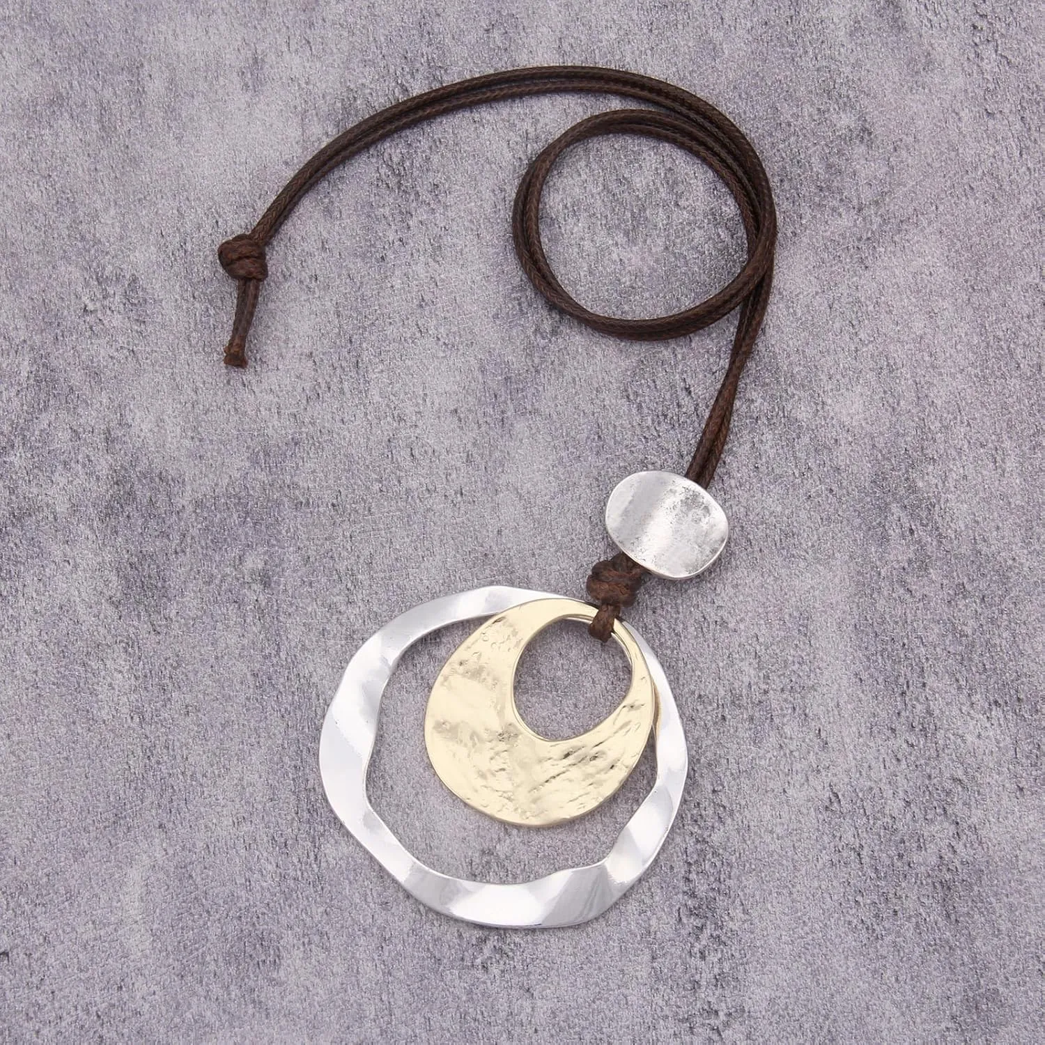 Boho Necklaces for Women Chunky Circle Necklace Layered Boho Circle Leather Choker Necklace Long Vintage Necklaces Bohemian Jewlery Gifts