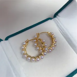 Circle Pearl Earrings