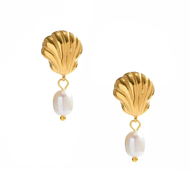 Clam Pearl Studs