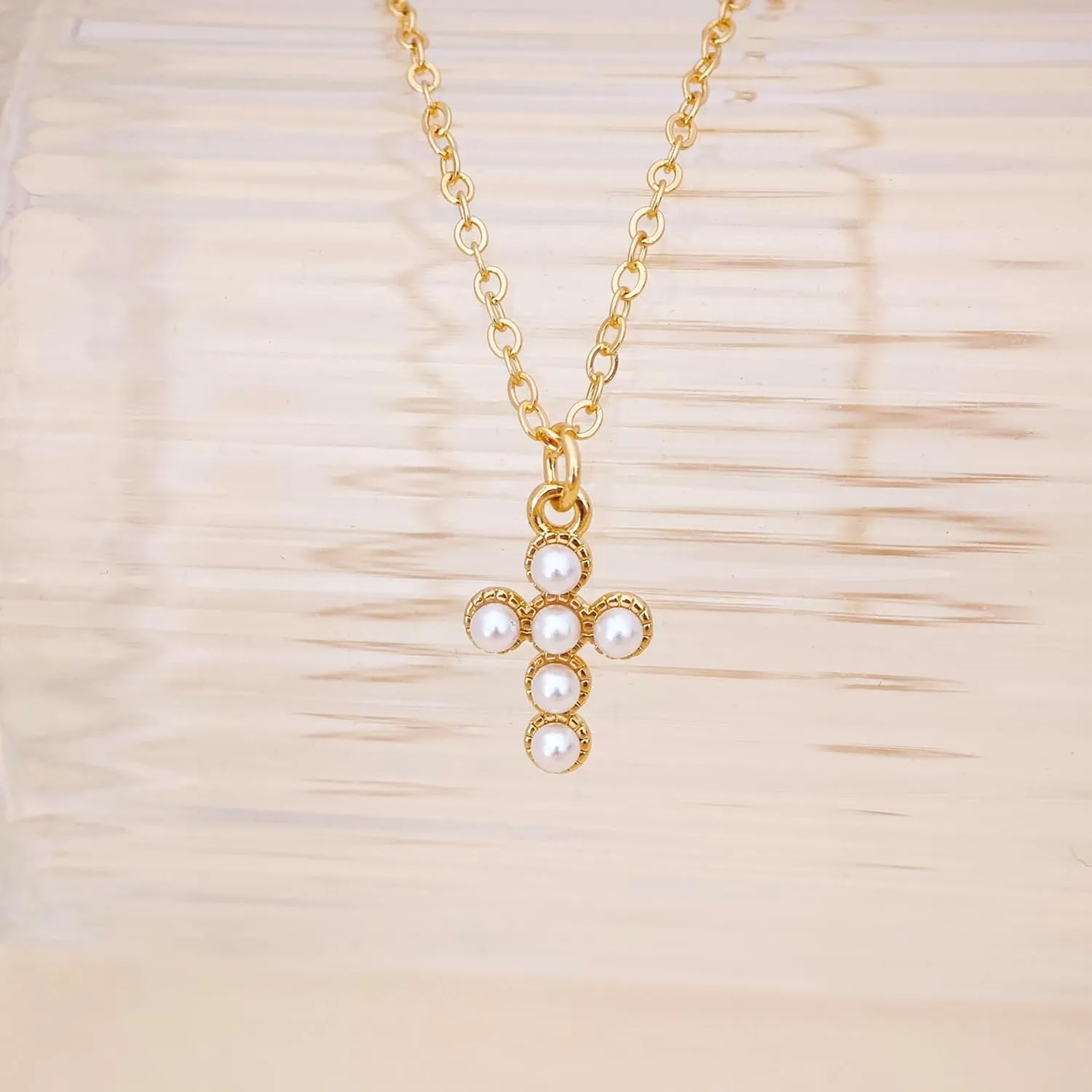 Cross Necklace for Women, 14k Gold Cross Necklaces for Women Trendy Dainty Gold Necklace Pearl Diamond Cross Pendant Necklaces Religious Christian Baptism Faith Jewelry for Woman