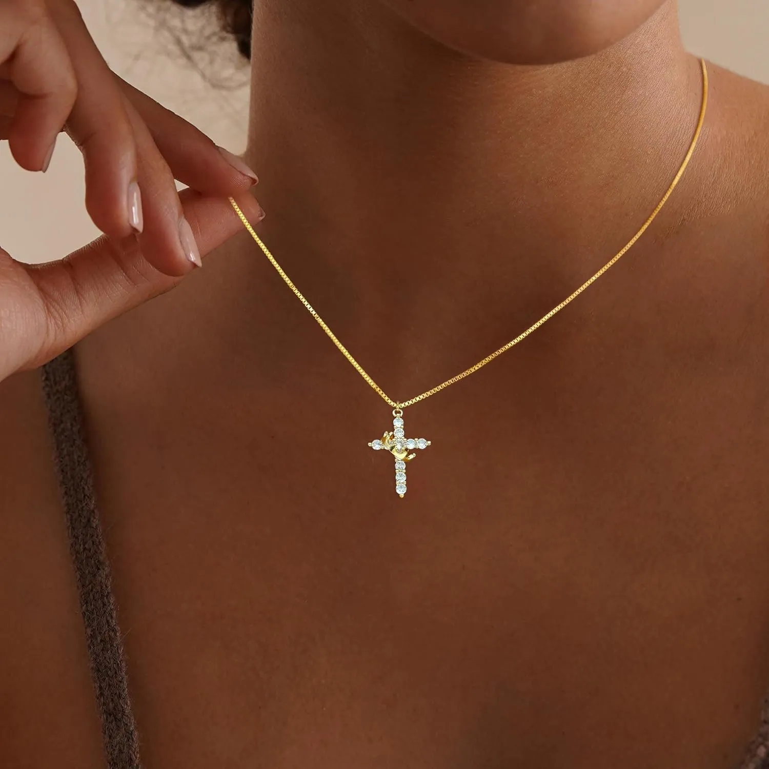 Cross Necklace for Women, Dainty Gold Necklace Cross 14k Gold Cross Necklaces for Women Trendy Diamond Crown Cross Choker Pendant Necklaces Religious Christian Baptism Faith Jewelry