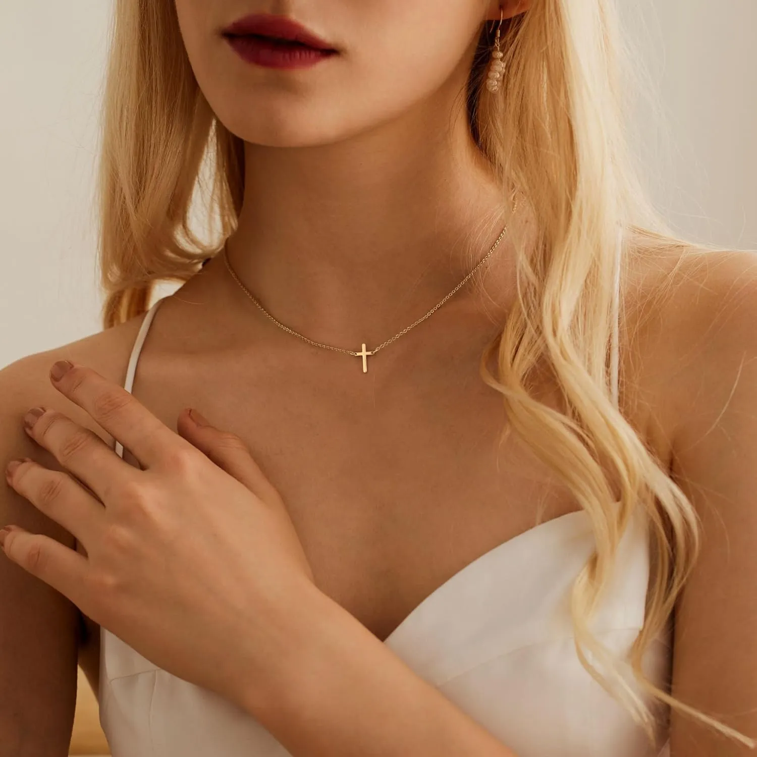 Cross Necklace for WomenDainty Gold Necklace 14k Gold Plated Small Cross Pendant Necklace Simple Gold Cross Necklaces for Women Cute Gold Cross Choker Necklaces Trendy Gold Jewelry Gifts