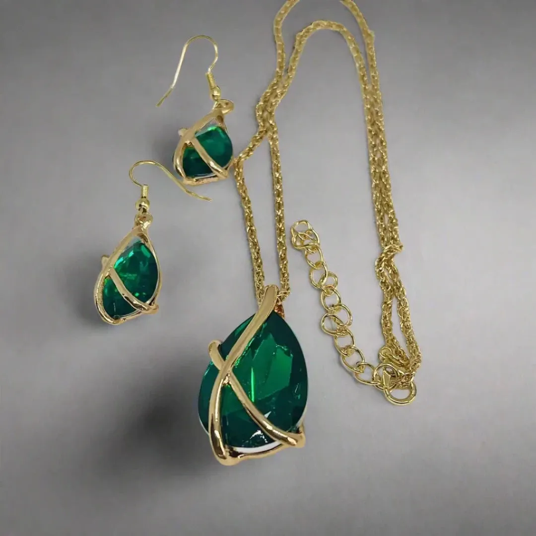 Crystal stone pendent with Earrings and Rings