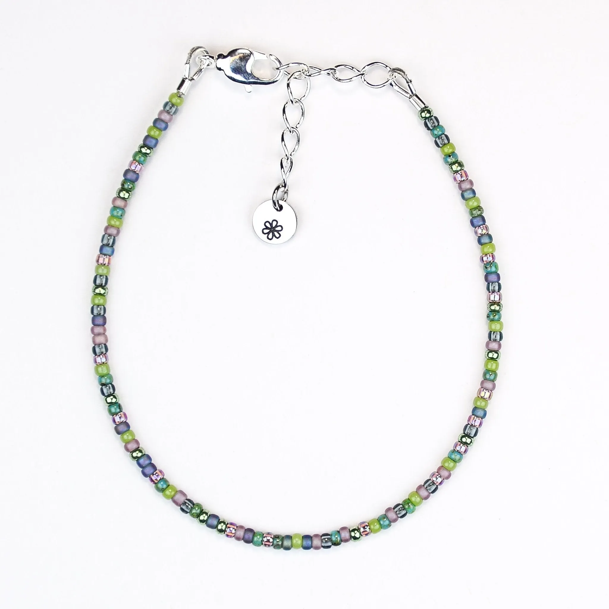 Dainty bracelet - Green seed bead bracelet