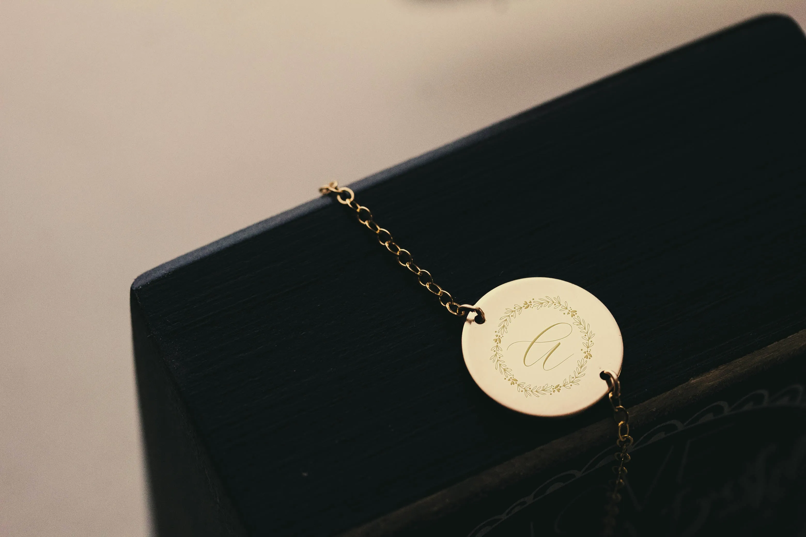 Delicate Wreath Dainty Necklace