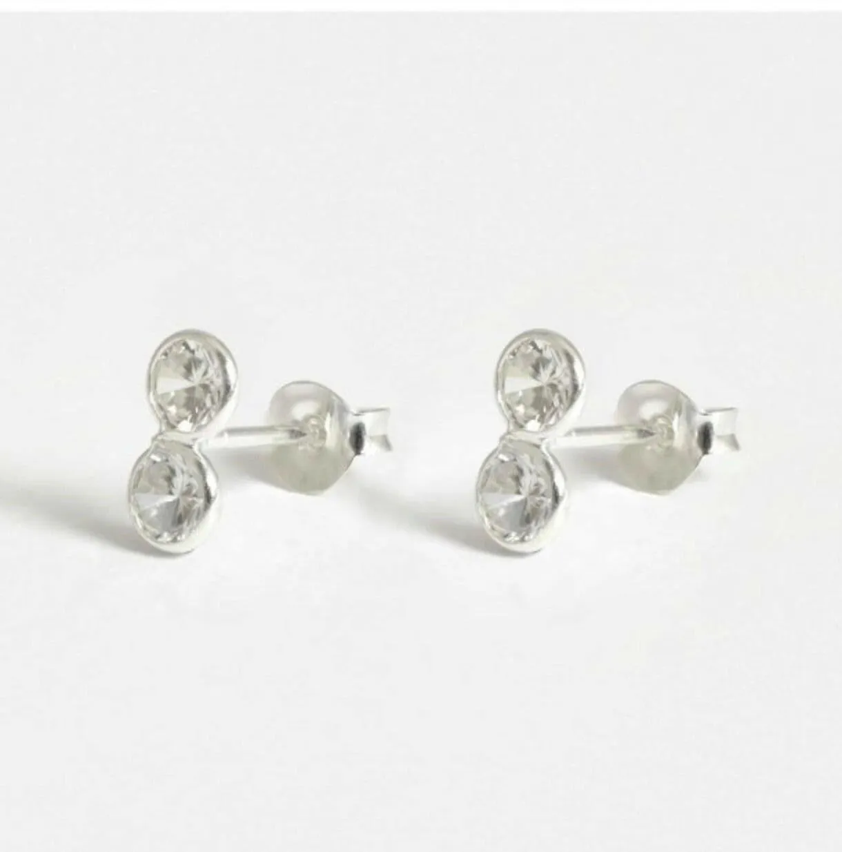 Double CZ Silver Ear Stud - Elegant and Luxurious Accessory for Any Occasion