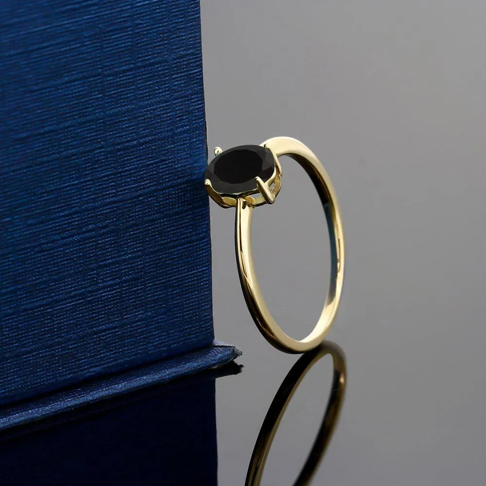 Gem Stone King 10K Yellow Gold Black Onyx Solitaire Engagement Ring For Women | 0.80 Cttw | Oval 7X5MM | Gemstone December Birthstone | Wedding Anniversary Promise Ring For Women