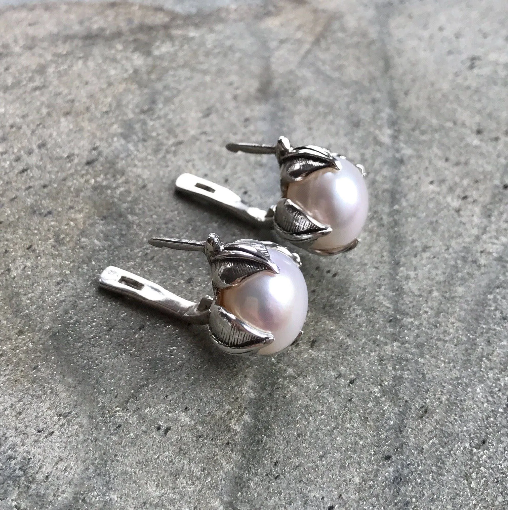 Genuine Pearl Earrings - Round White Studs - Vintage Leaf Earrings