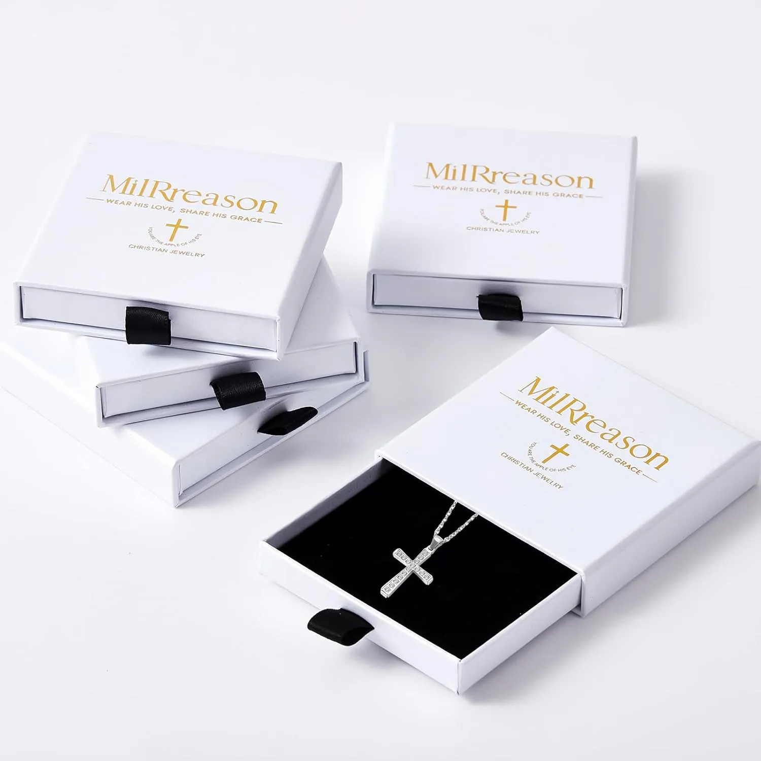 Gold Cross Necklace for Women Diamond Necklace for Women Sparkling Cubic Zirconia Pendant 18K Gold Plated Cross Pendant Religious Jewelry with Diamond Birthday Gift Christian Gifts for Her