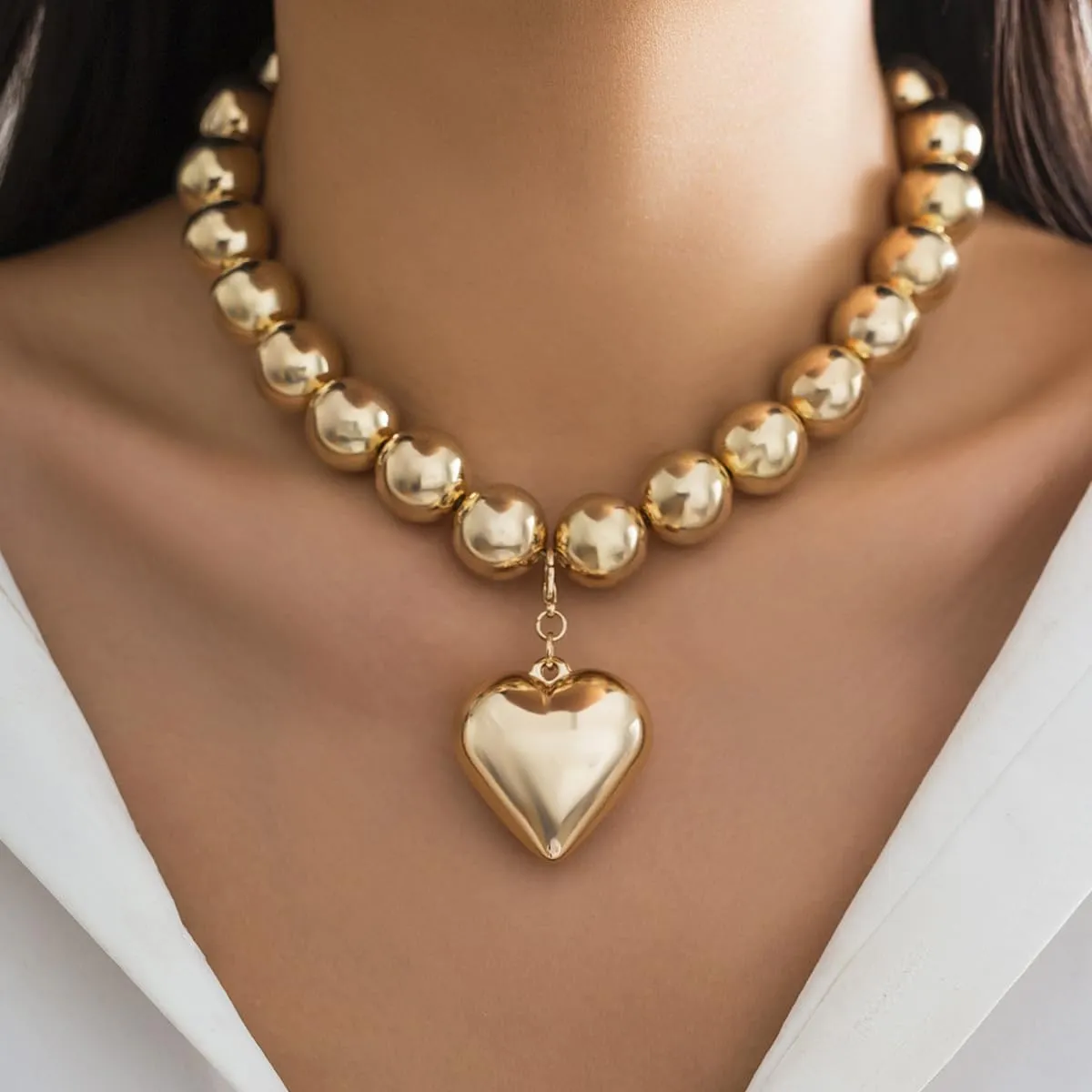Heart Pendant Pearl Necklaces for Women Big Pearl Beaded Necklace Layered Beads Choker Necklace Faux Crystal Beads Necklaces Prom Jewellery Present