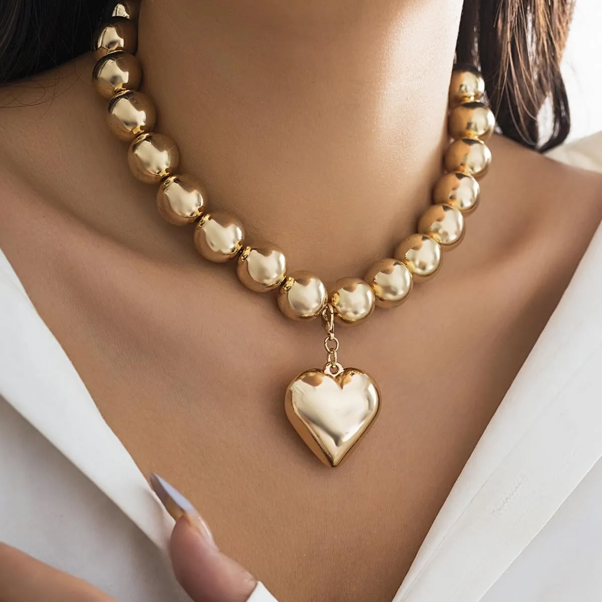 Heart Pendant Pearl Necklaces for Women Big Pearl Beaded Necklace Layered Beads Choker Necklace Faux Crystal Beads Necklaces Prom Jewellery Present