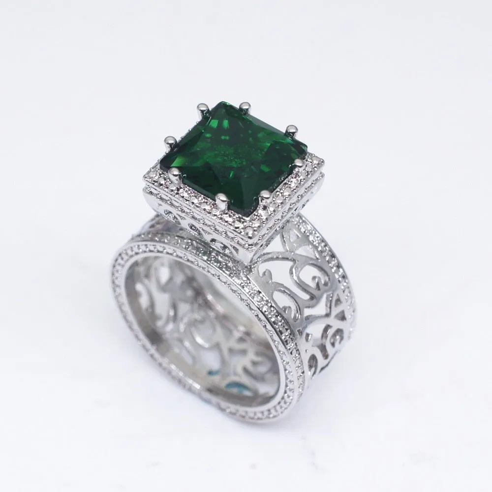 Intricate Swirls Patterned Green Stone Ring