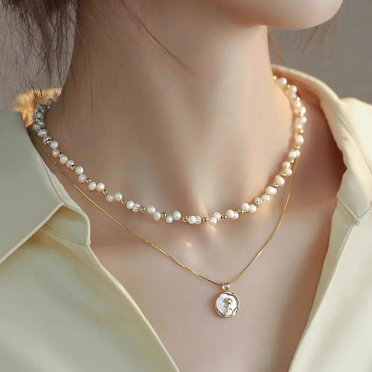 K-Elewon Natural Freshwater Pearl Choker Necklace for Women Dainty 18K Gold Plated Baroque Pearl Necklaces Handmade Jewelry Gift CH01
