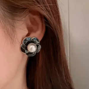 Korean Studs - Article EJ-17