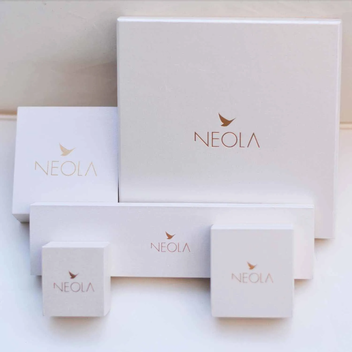 Laura Gold Cube Bracelet