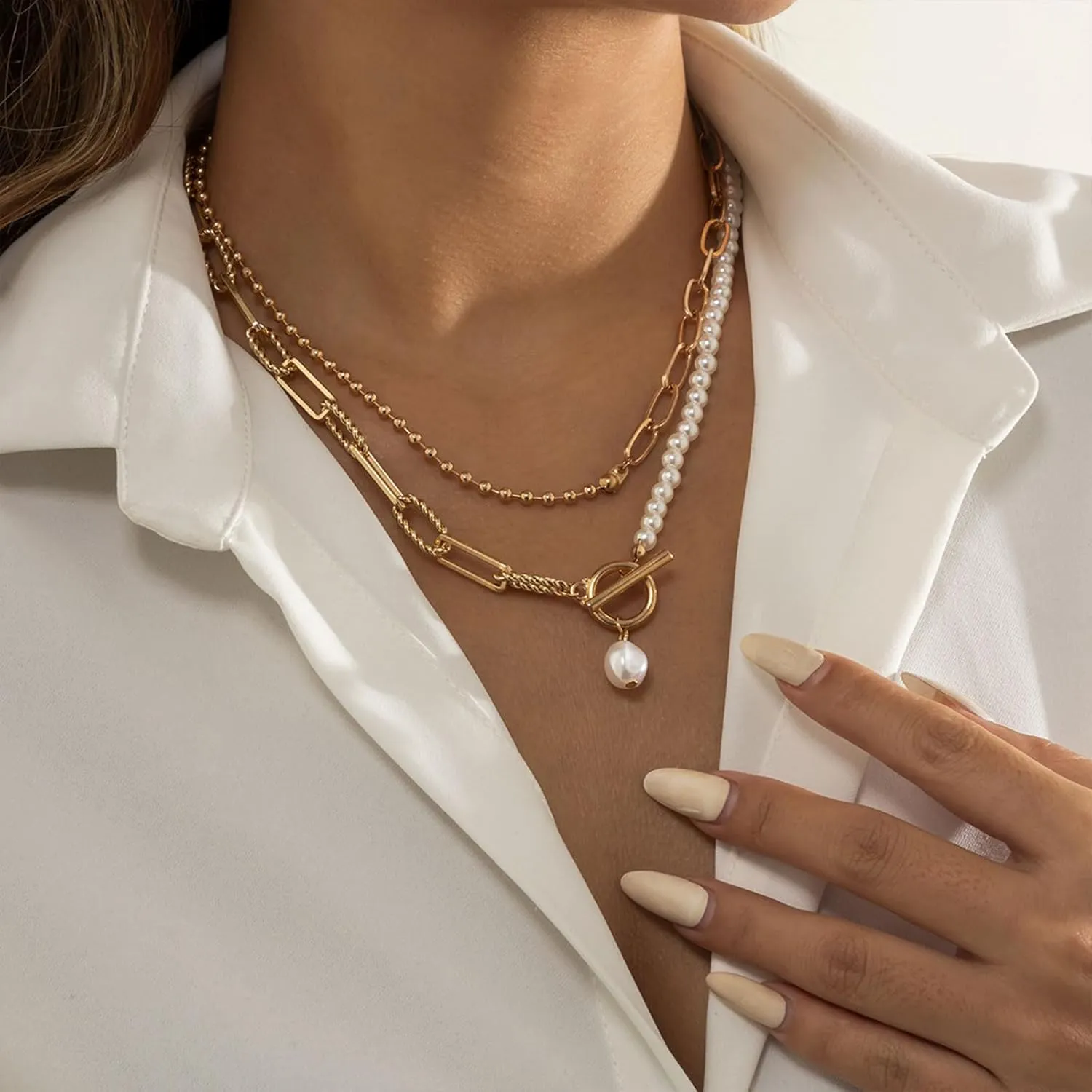 Layered Chunky Necklaces for Women Pearl Charm Necklace Summer Outfits for Women 2024 Bohemian Jewelry