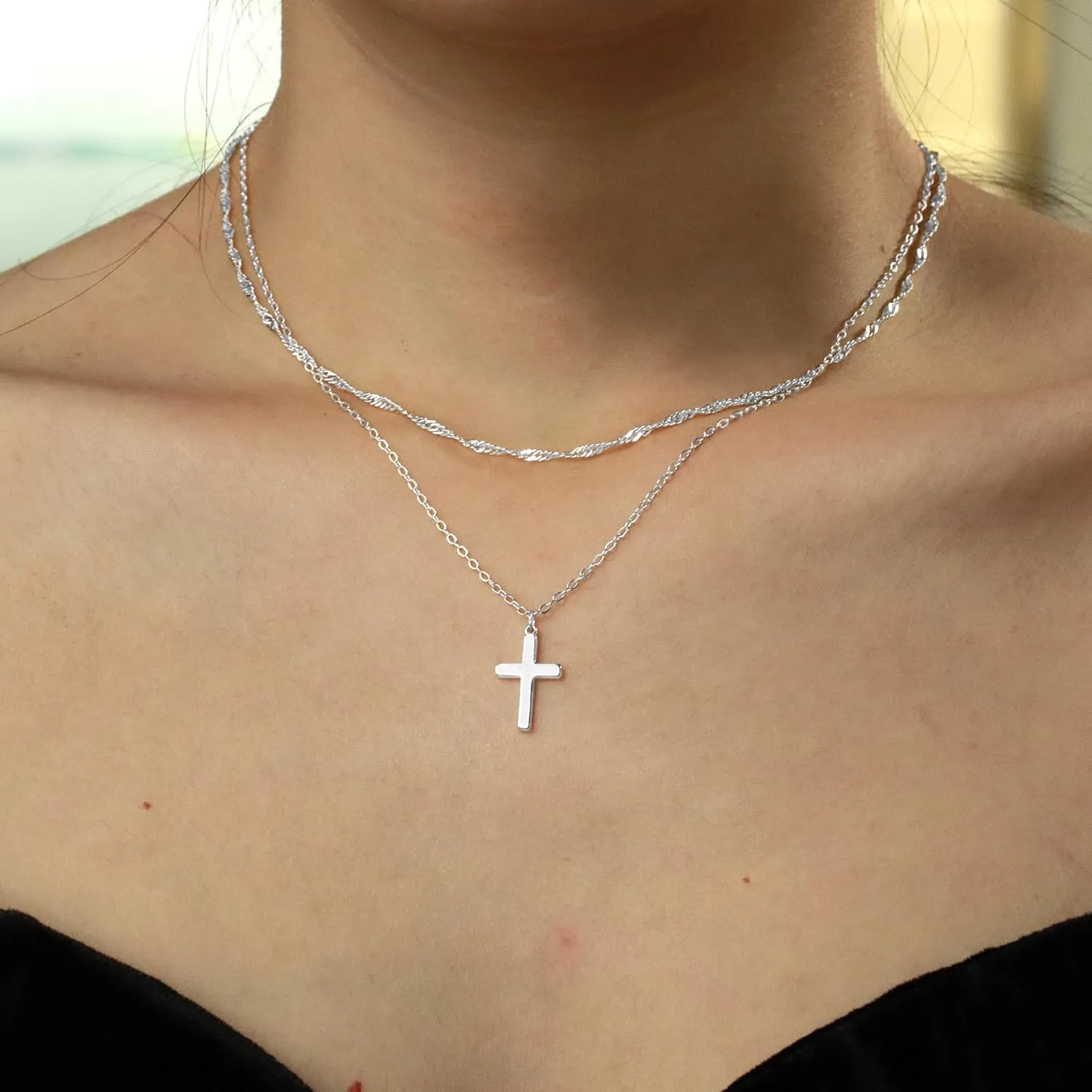 Layered Cross Necklace for Women,14K Gold Plated/Sterling Silver Plated Choker Necklaces for Women Stack Simple Cross Pendant Necklaces Jewelry for Women Trendy
