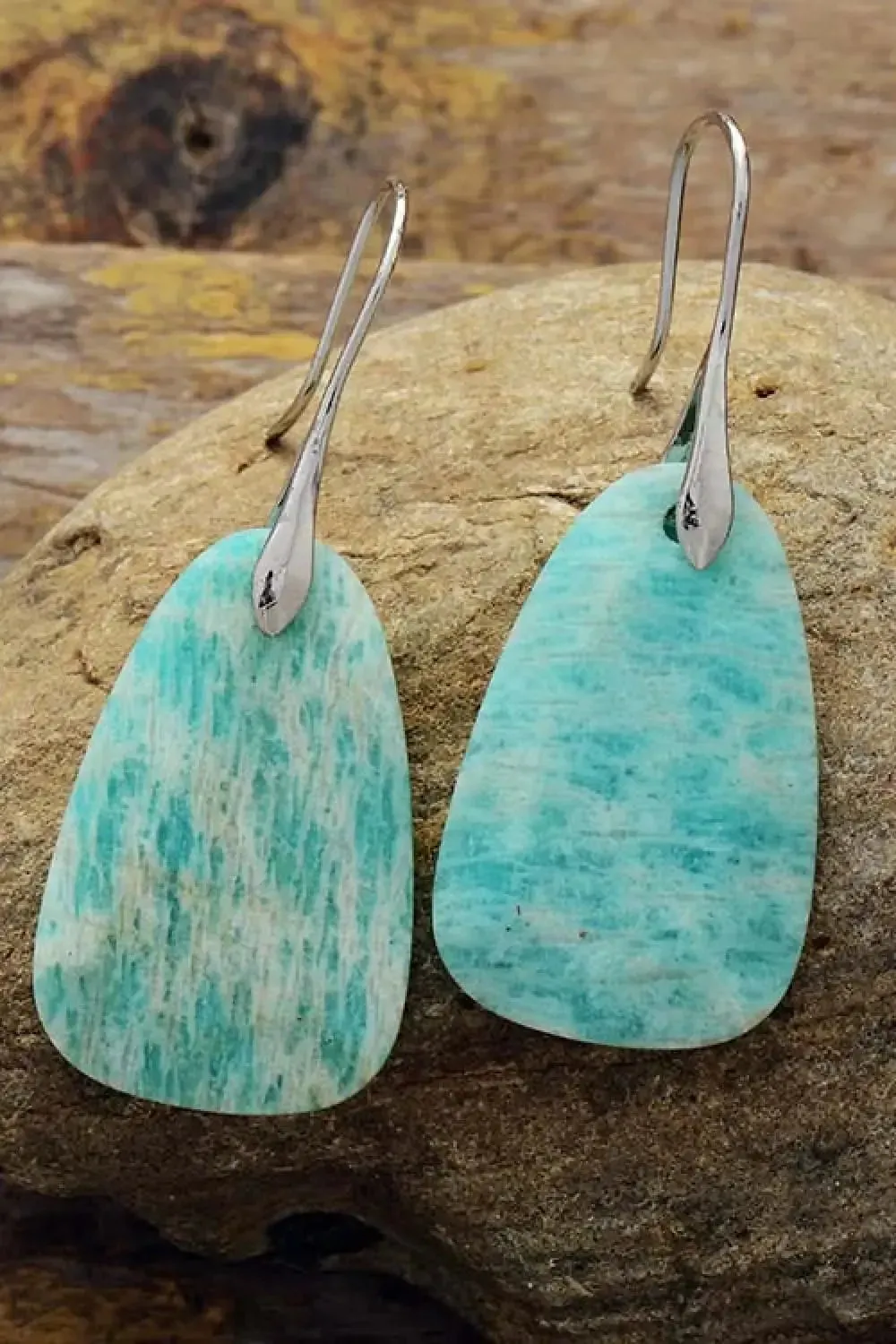 LOVCIA Natural Stone Dangle Earrings