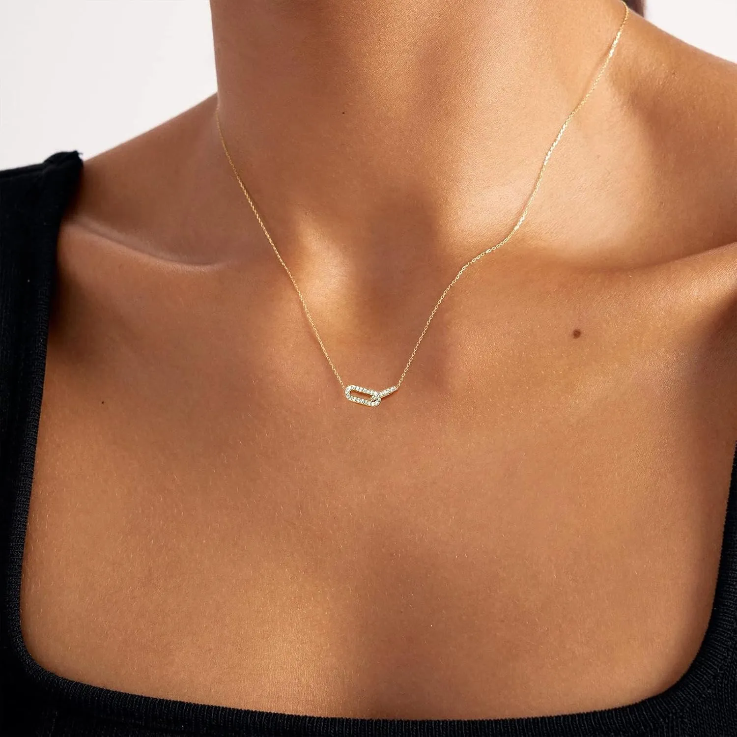 Luxval Diamond Pendant Gold Necklace for WomenDainty 18k Gold Plated Choker Necklaces Simple Gold Jewelry Gifts for Women Girls