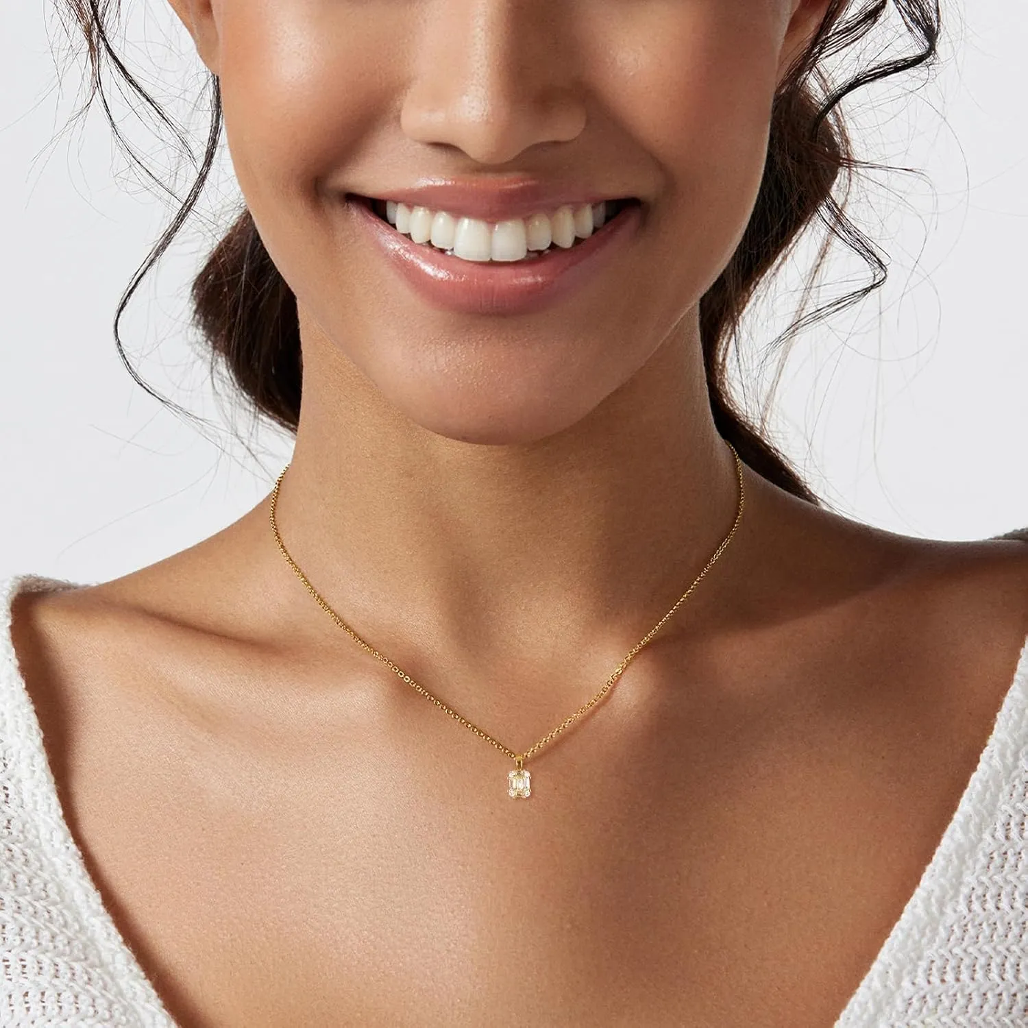 Luxval Diamond Pendant Gold Necklace for Women??Dainty 18k Gold Plated Choker Necklaces Simple Gold Jewelry Gifts for Women Girls