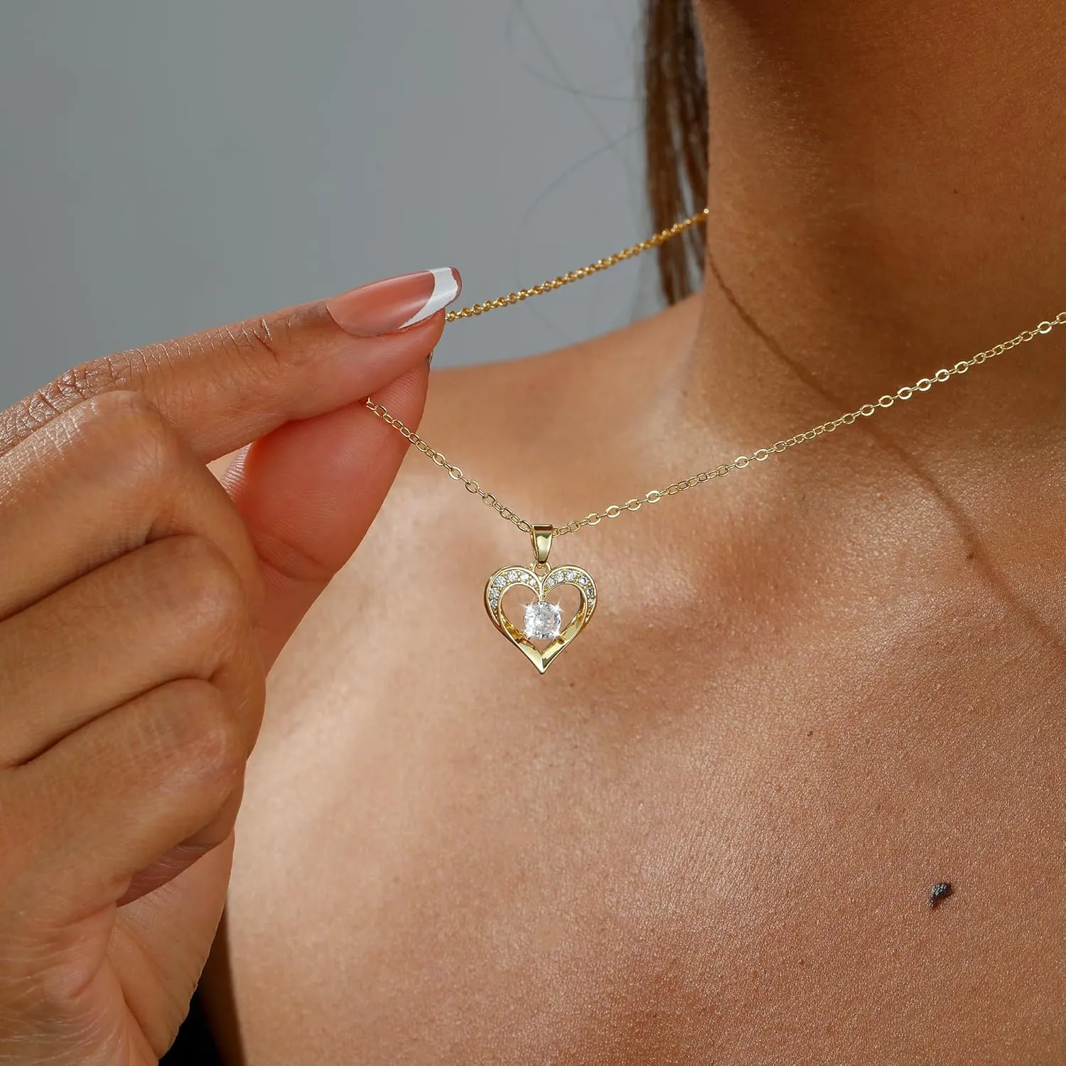 MIDEEO Diamond Necklaces for Women,Dainty 14k Gold Plated/Sterling Silver Choker Love Heart Gold Necklace Simple CZ Jewelry Silver Necklaces for Women Trendy Gifts