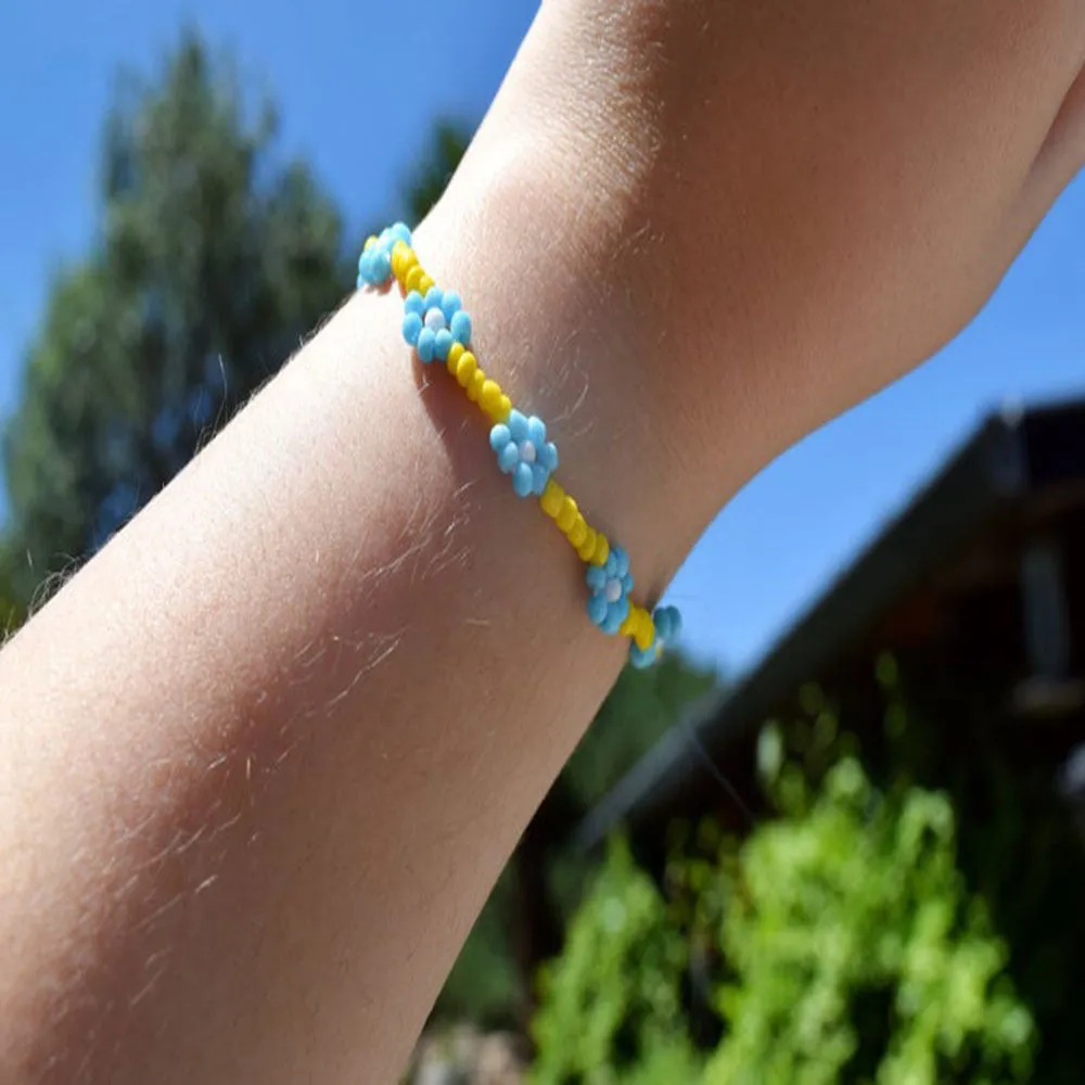Minimalist Flower Bracelet