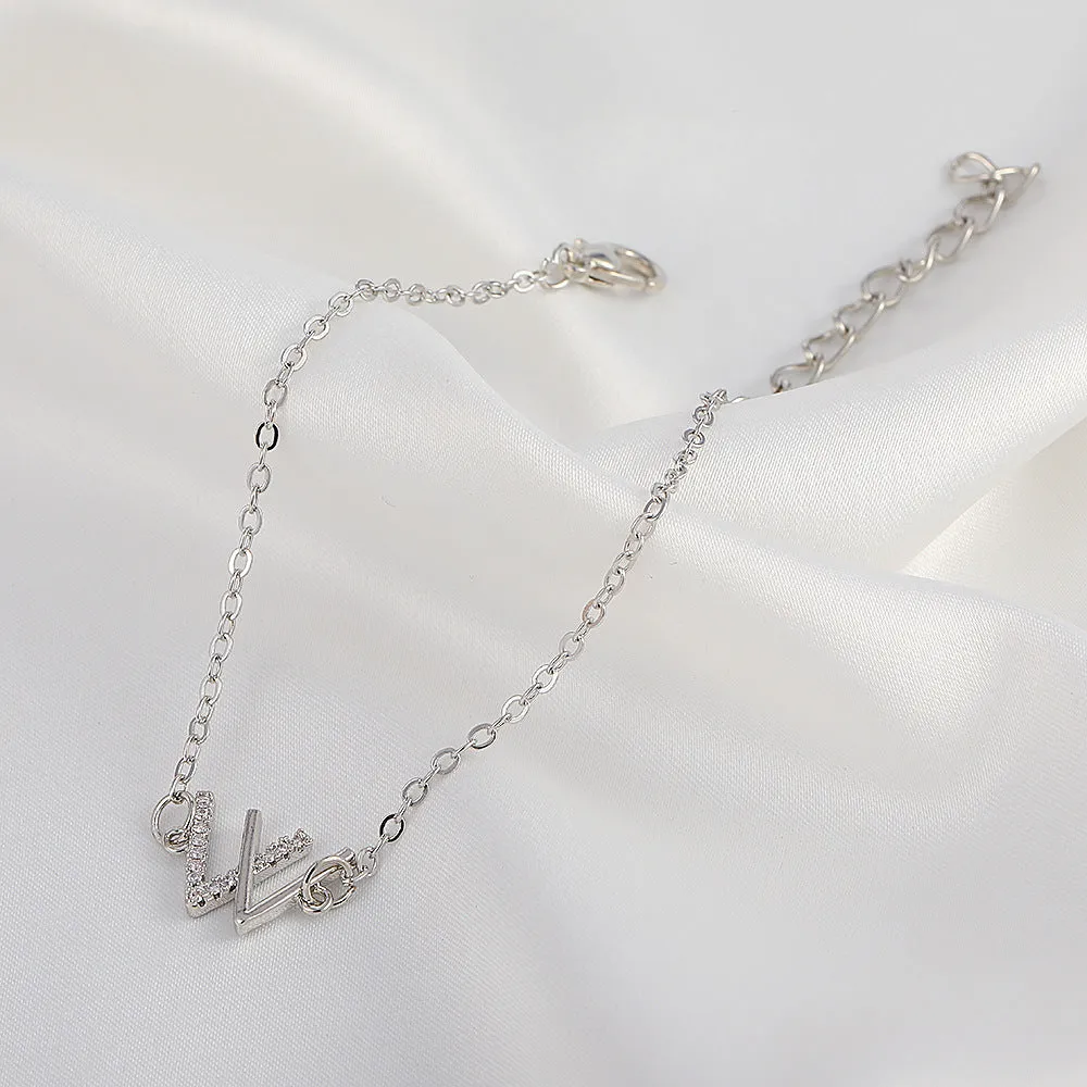Minimalist W-shaped Diamond Forest Series Bracelet
