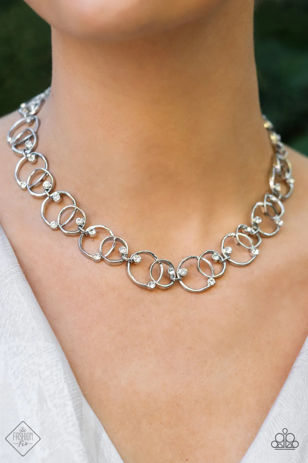 Necklaces Center of My Universe - White