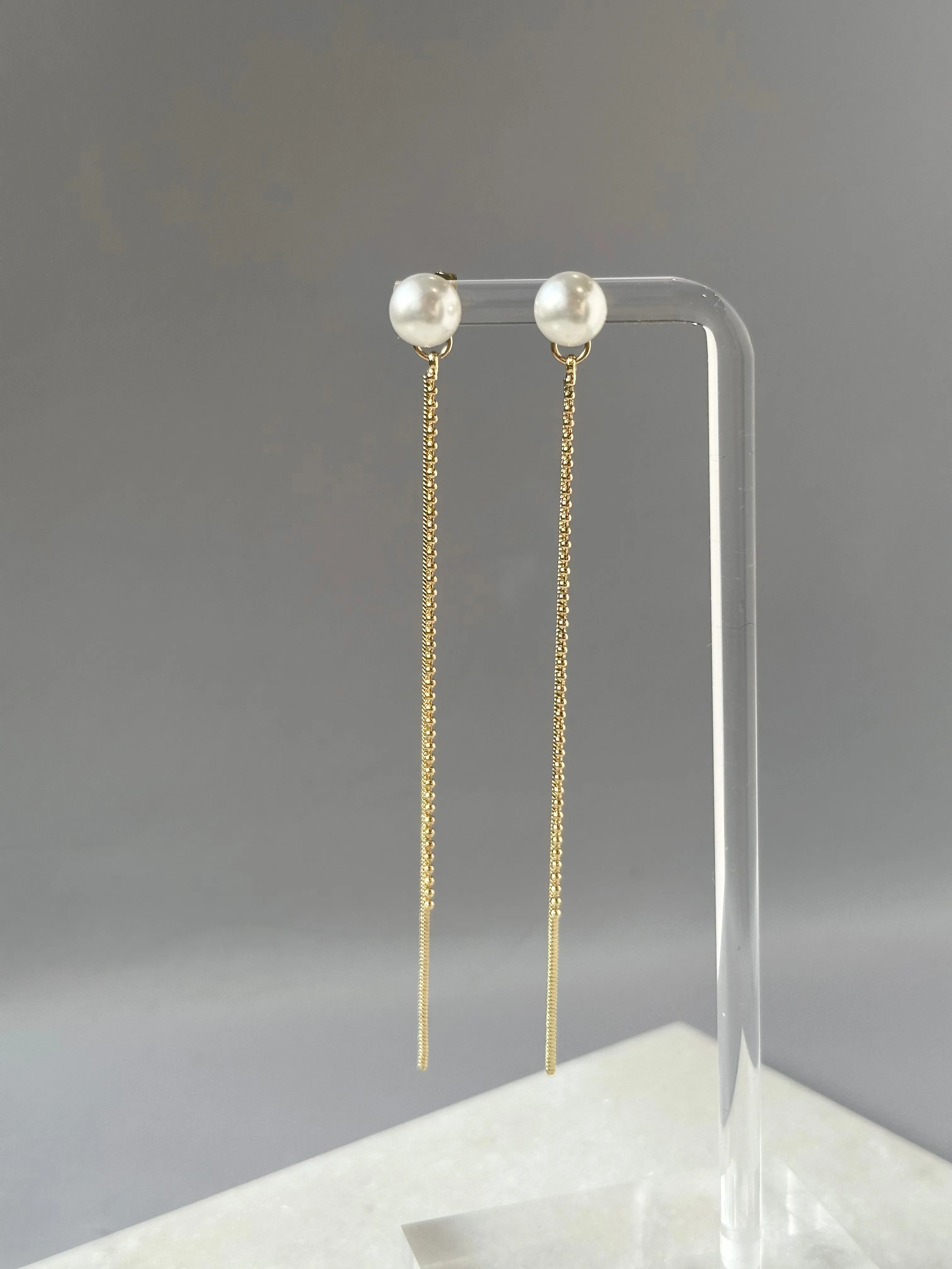 Paige Pearl Earring