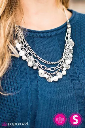 Paparazzi Necklace ~ SEAing Stars - White