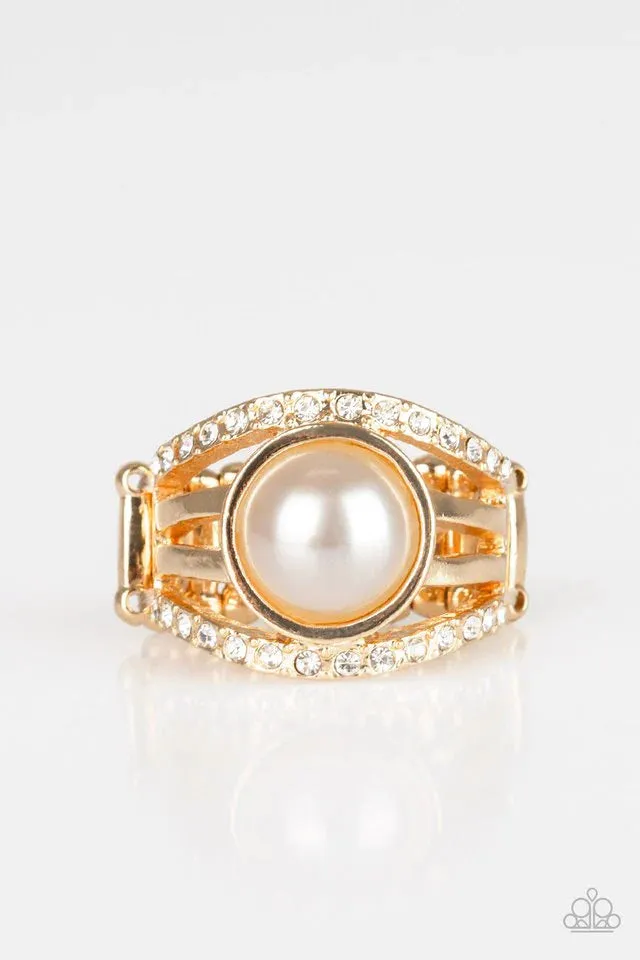 Paparazzi Ring ~ A Big Break - Gold