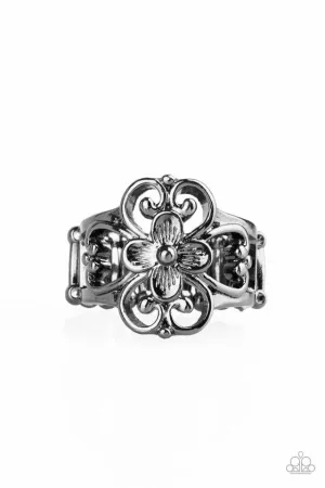 Paparazzi Ring ~ Summer Eden - Black