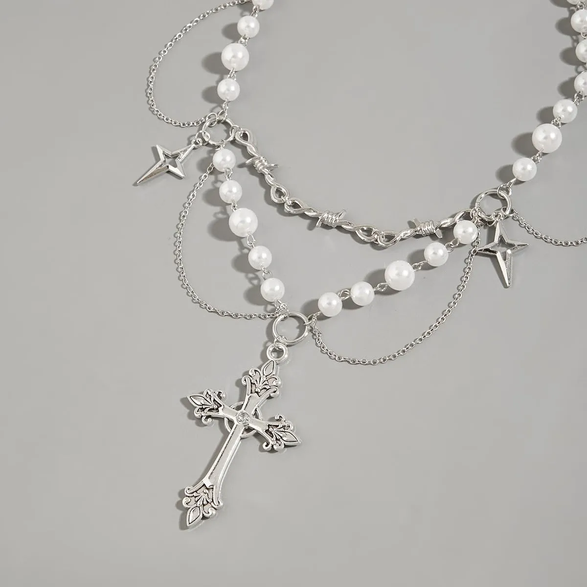 Pearl Cross Necklace for Women Y2K Layered Cross Necklace Gothic Pearl Cross Choker Necklace Cross Vintage Pearl Necklace Bride Wedding Prom Accessories Jewelry