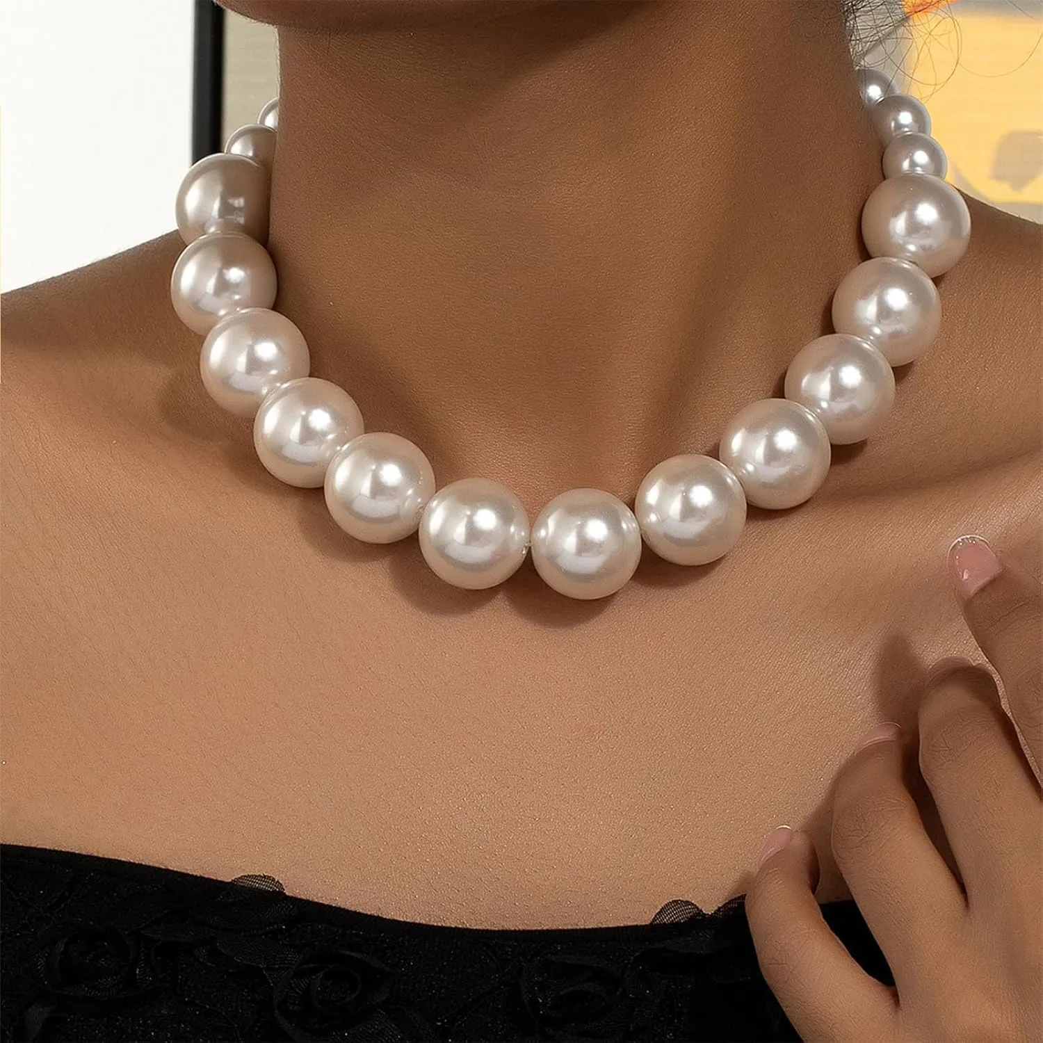 Pearl Necklace and Earring Set Pearl Wedding Jewelry Set for Women Chunky Pearls Choker Necklaces Stud Earrings Bride Bridesmaid Wedding Jewelry Gifts