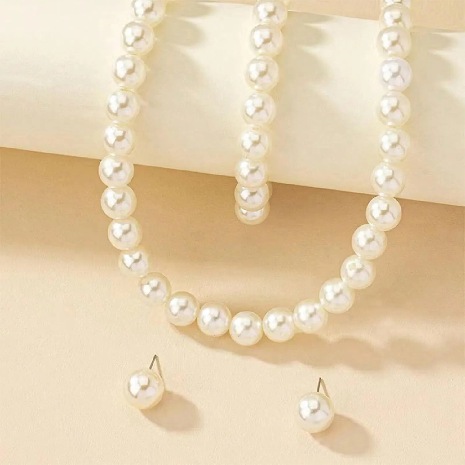 Pearl Necklace and Earring Set Pearl Wedding Jewelry Set for Women Chunky Pearls Choker Necklaces Stud Earrings Bride Bridesmaid Wedding Jewelry Gifts