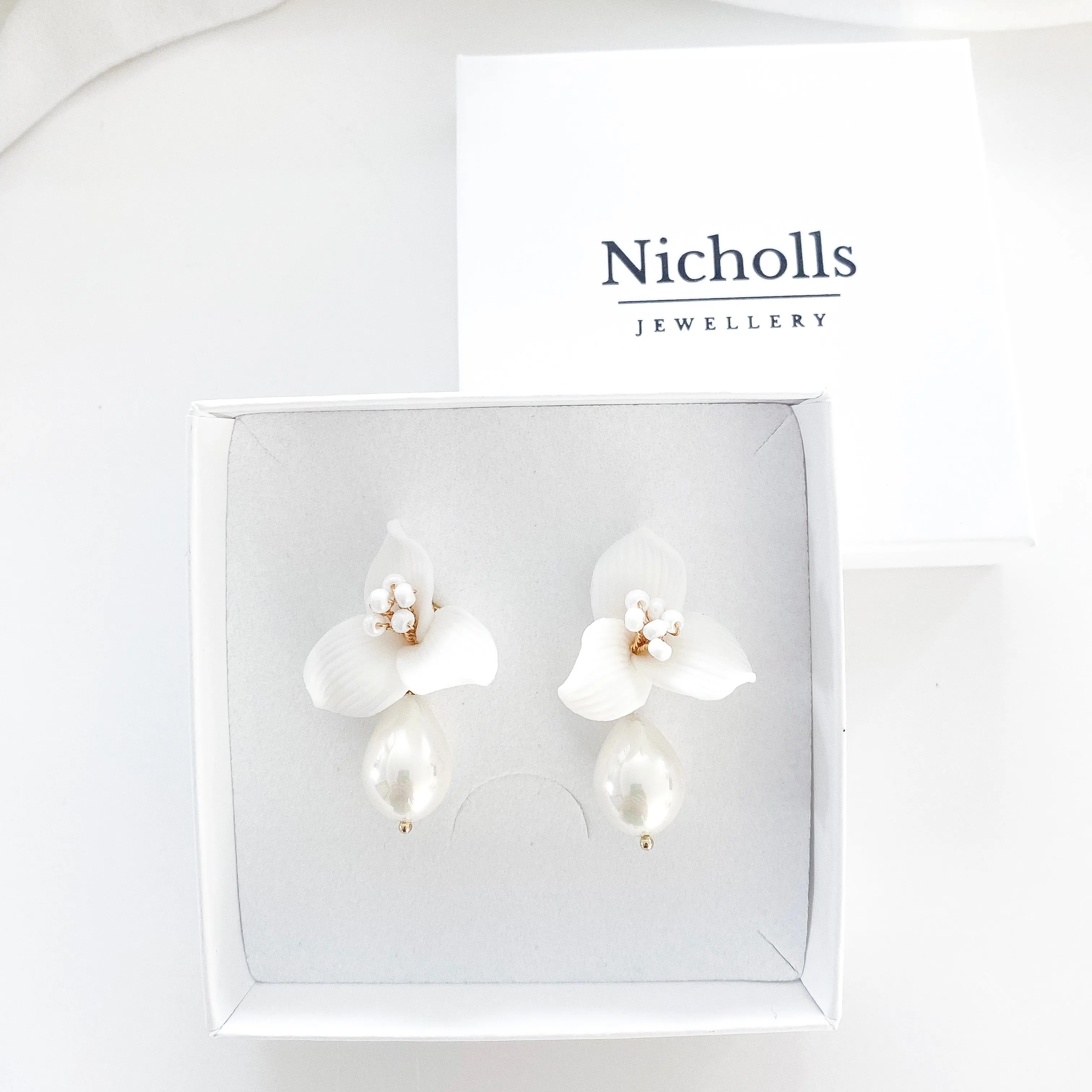 Pretty porcelain 3 petal flower and teardrop pearl earrings