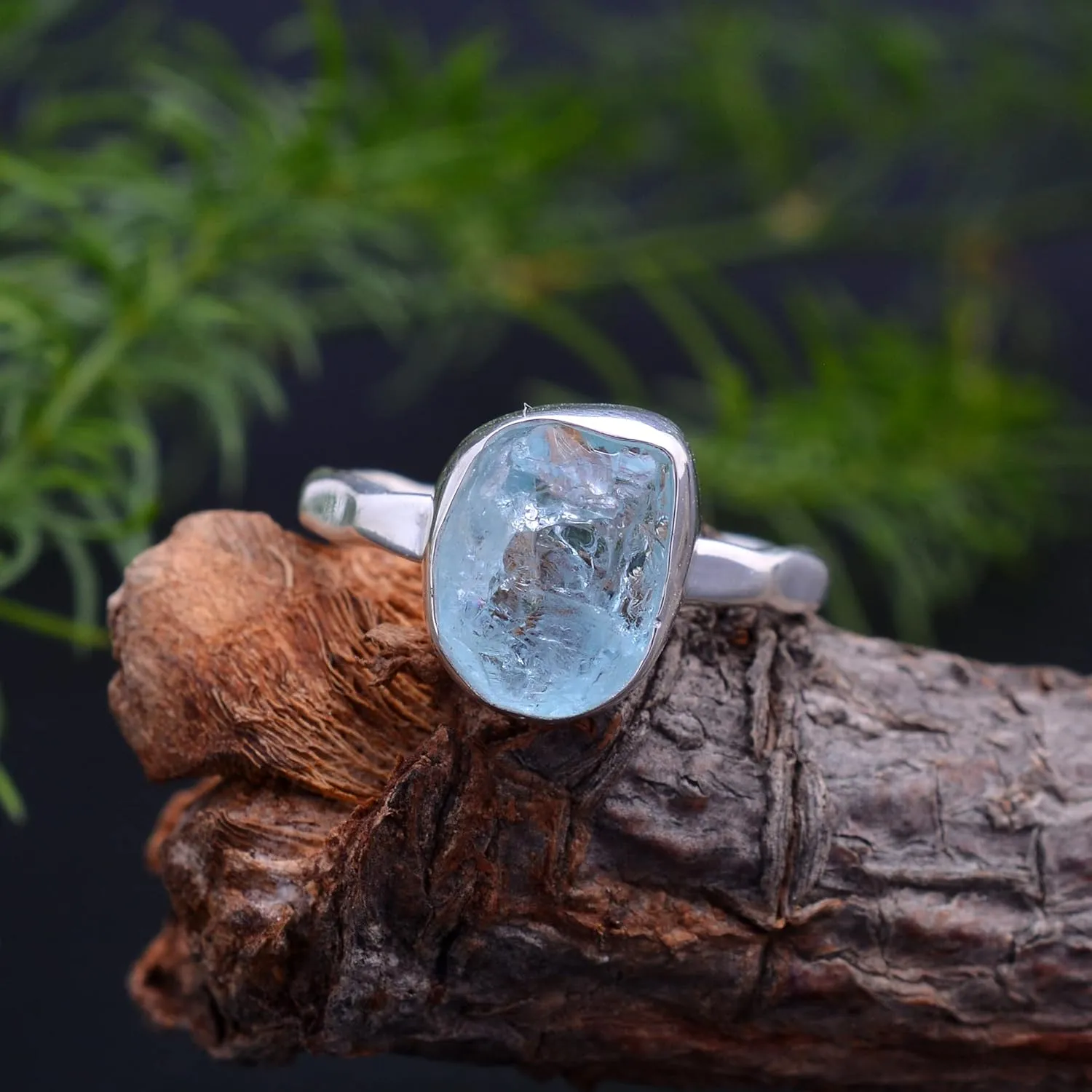 Raw Aquamarine Unshape Gemstone Ring, Raw Gemstone Ring, Sterling Silver Ring, Handmade Gemstone Ring For Women (9)