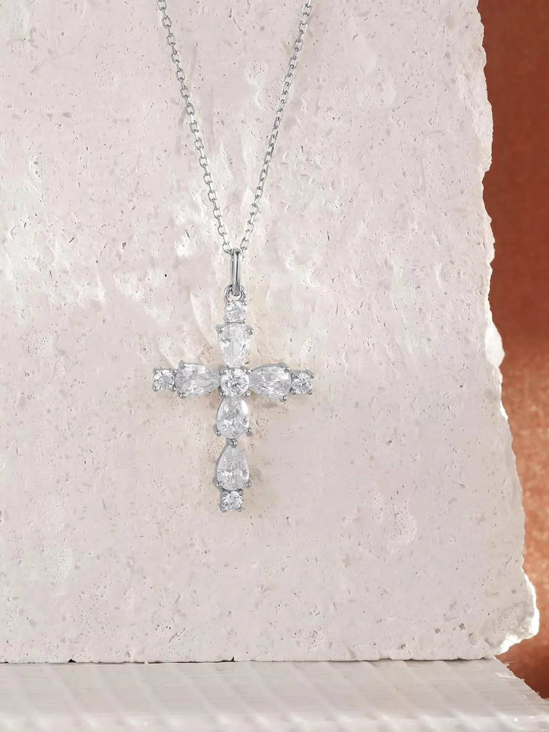 S.Leaf Cross Necklace for Women Gold Diamond Cross Necklaces for Women Sterling Silver Cross Pendant Necklaces for Women Birthday Anniversary